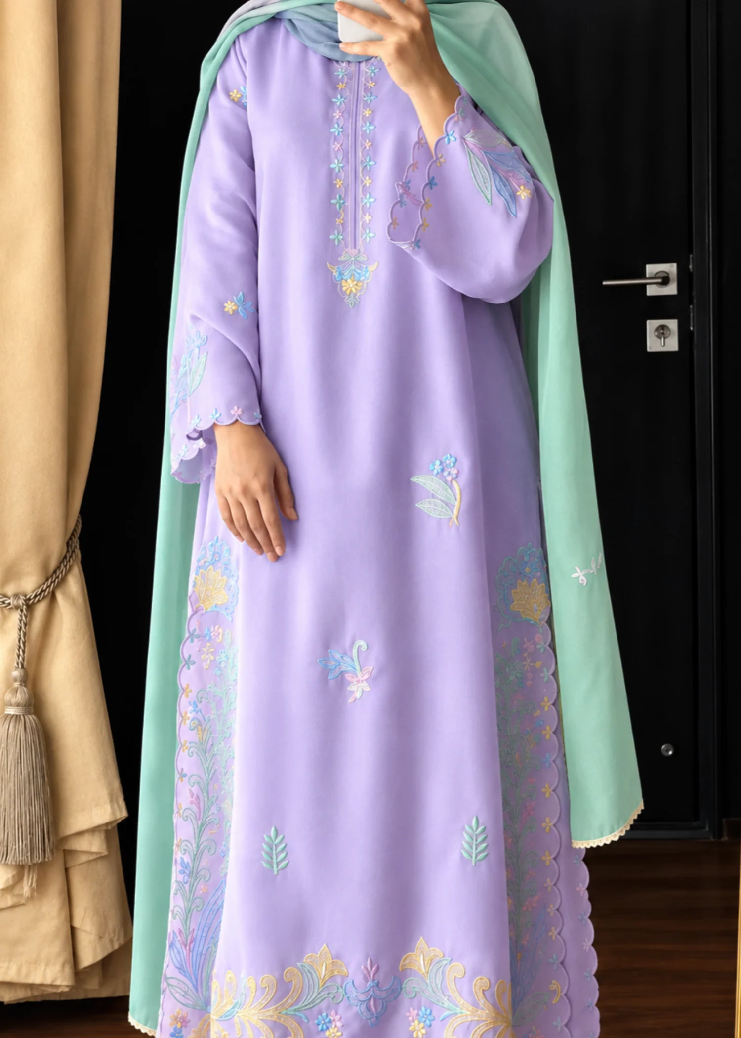 lawn cotton Kurta Set in Wisteria - view 4