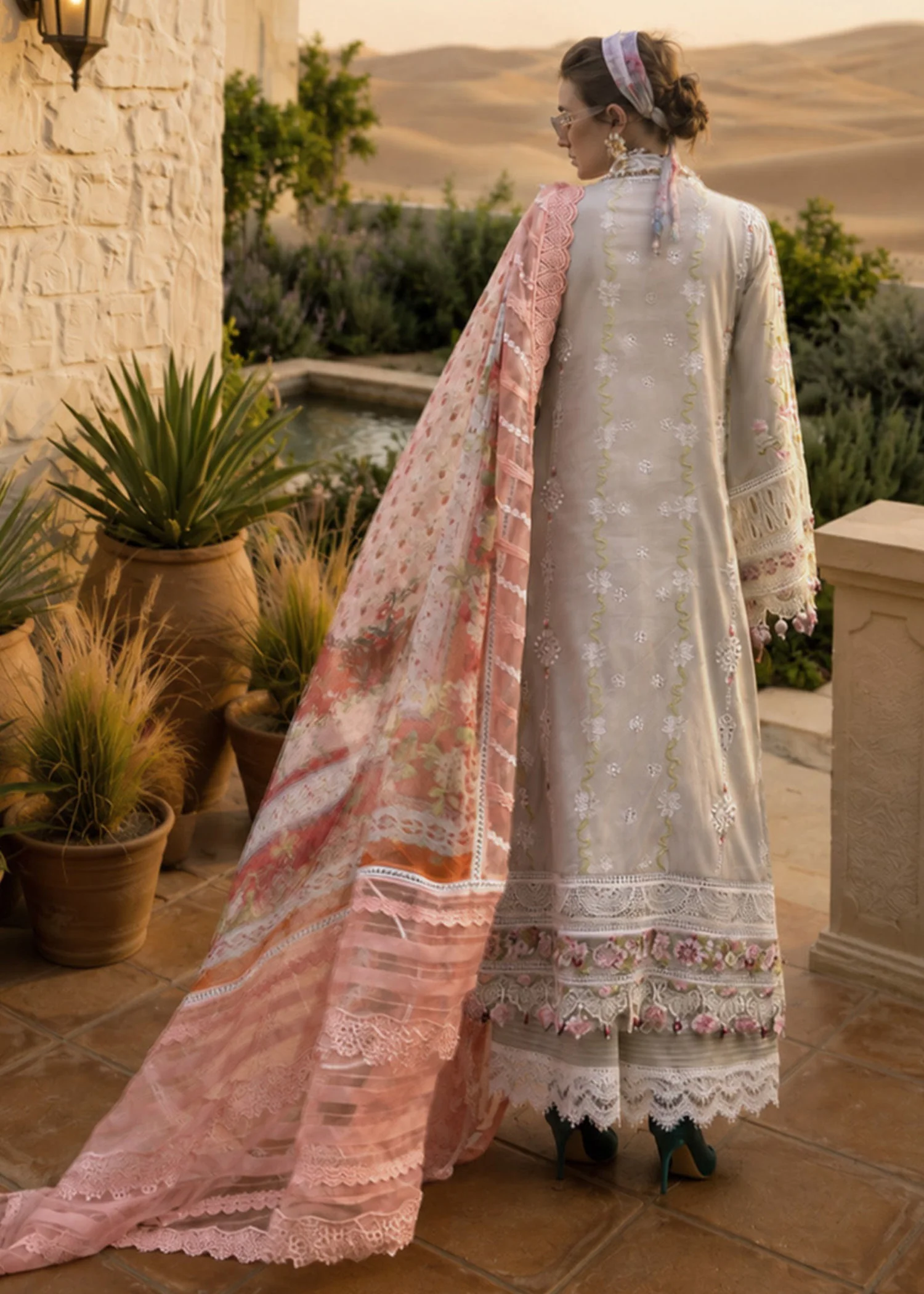 lawn Kurta Set in Lilac - view 2
