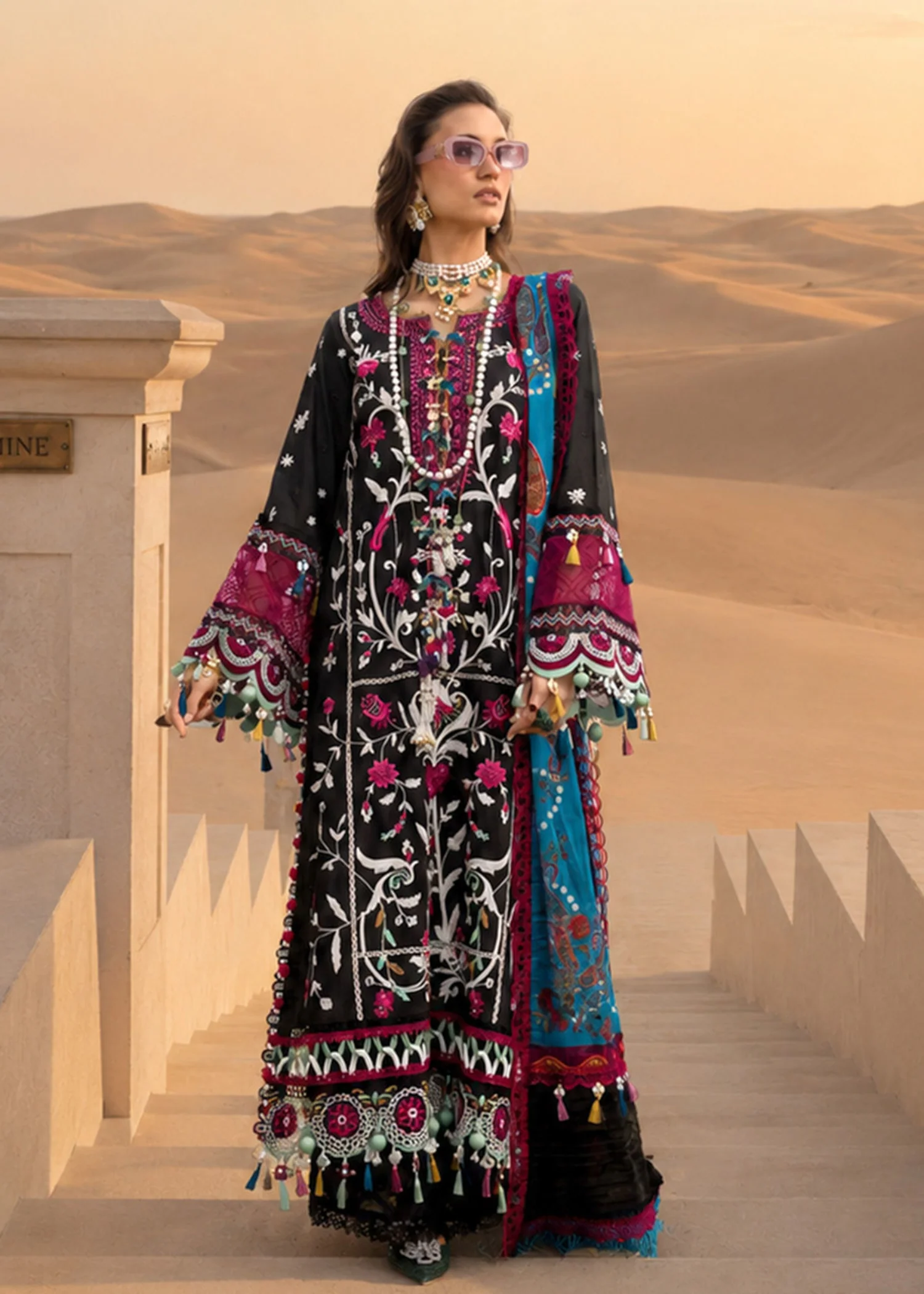 lawn Kurta Set in Black