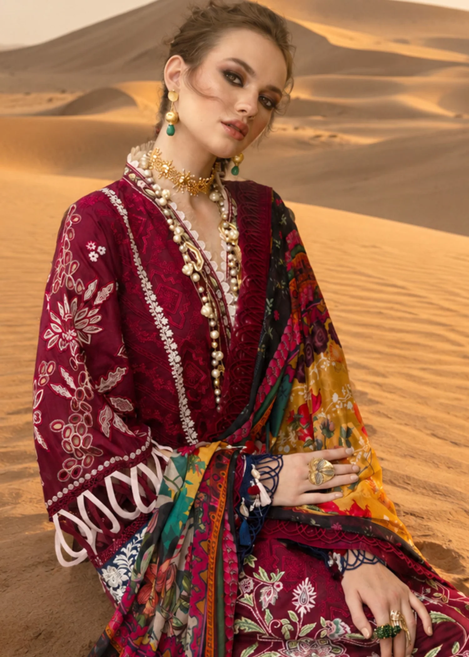 lawn Kurta Set in Red - view 2