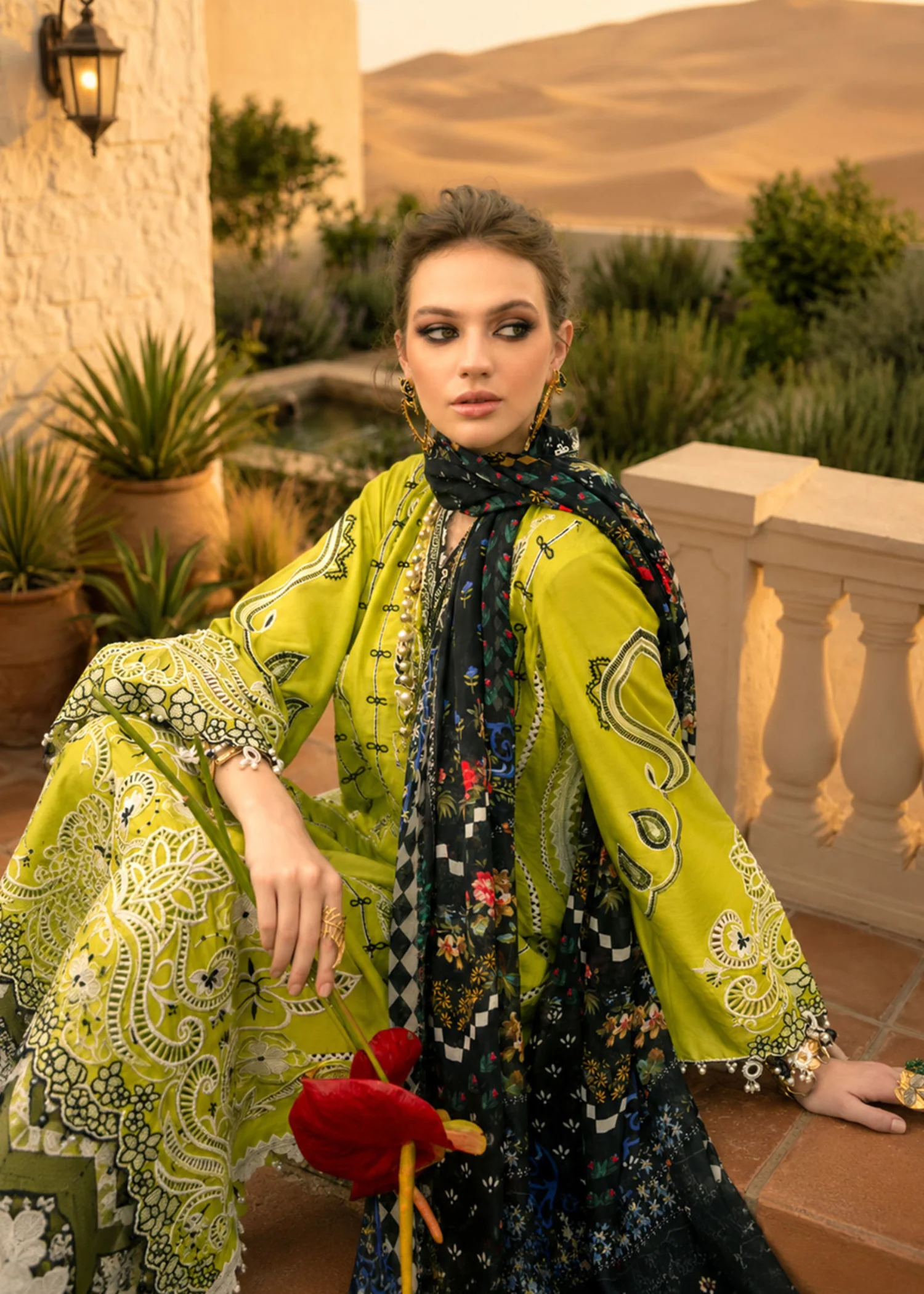 lawn Kurta Set in Herb green - view 4