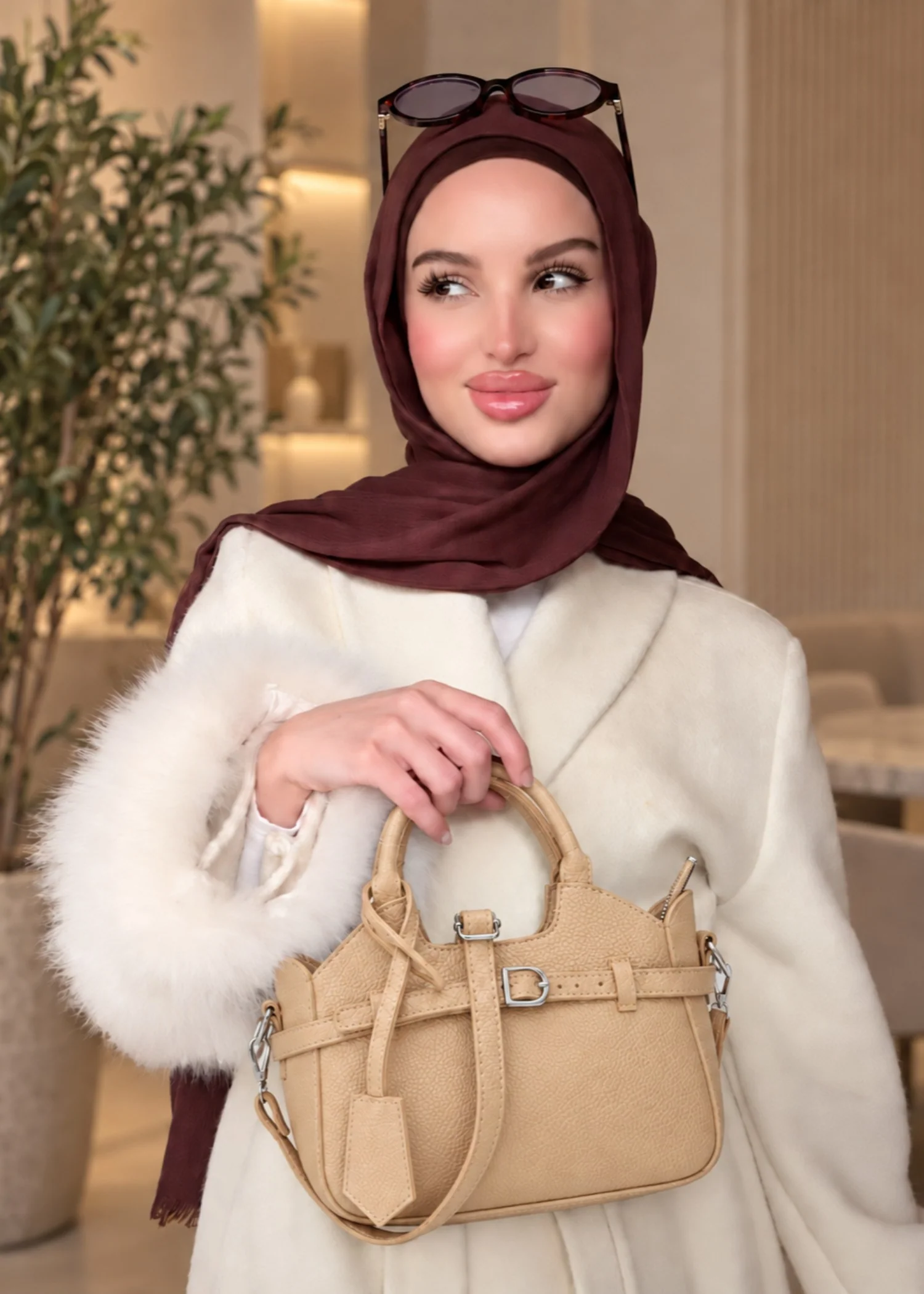 Crossbody in Beige Color by - Trendy Women Crossbody ZZT2917 - view 3
