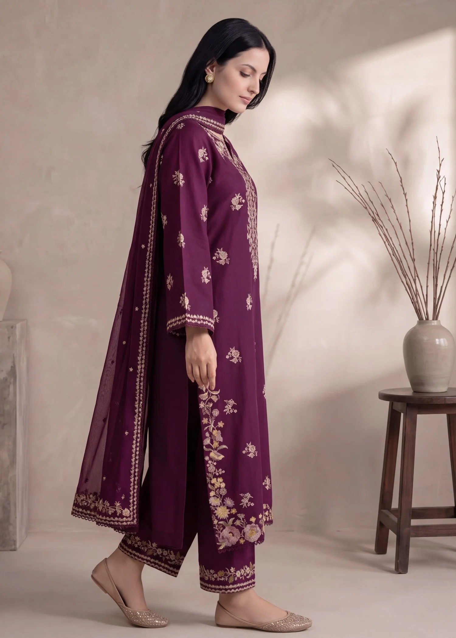 lawn Kurta Set in Purple - view 5