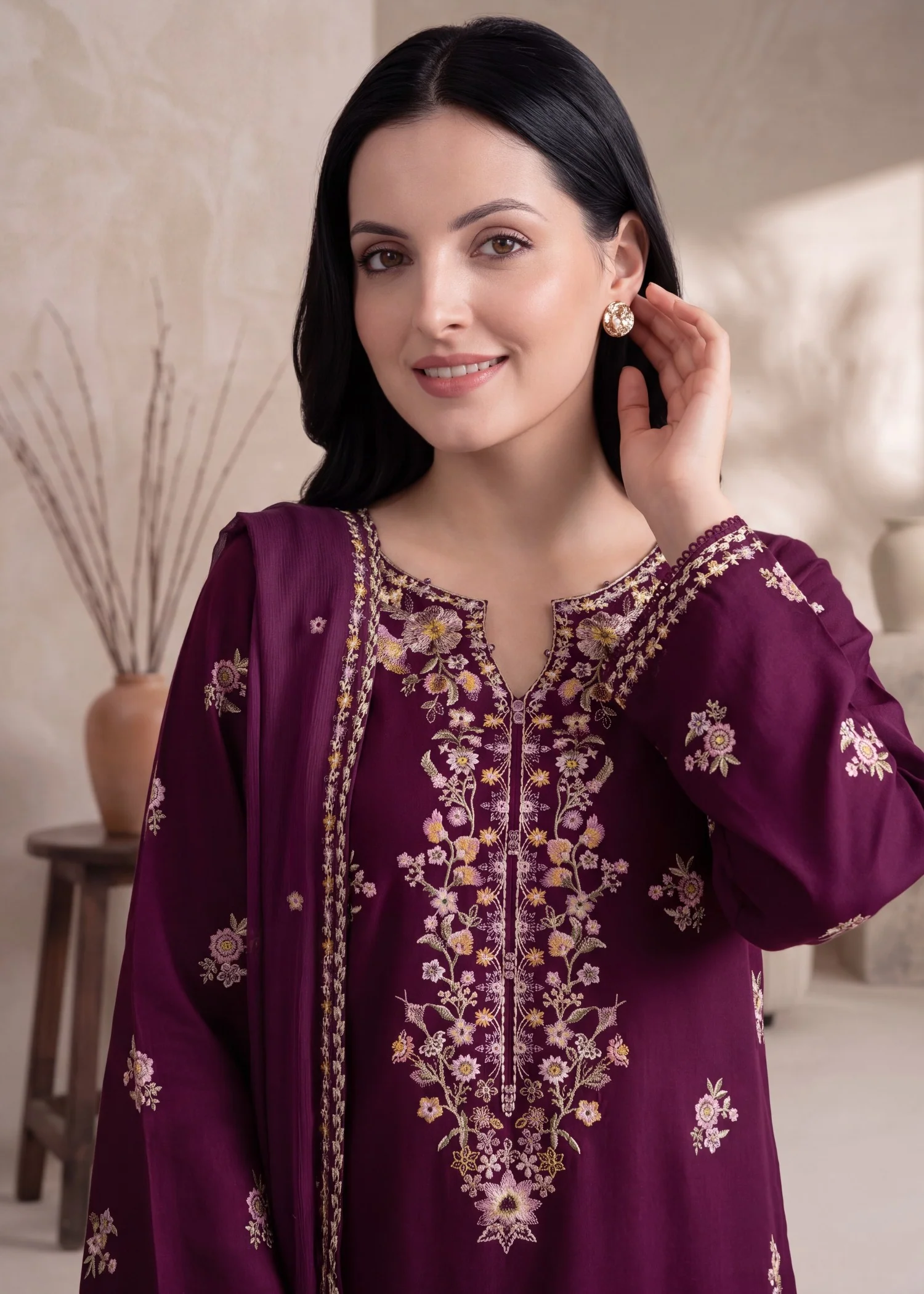 lawn Kurta Set in Purple - view 8