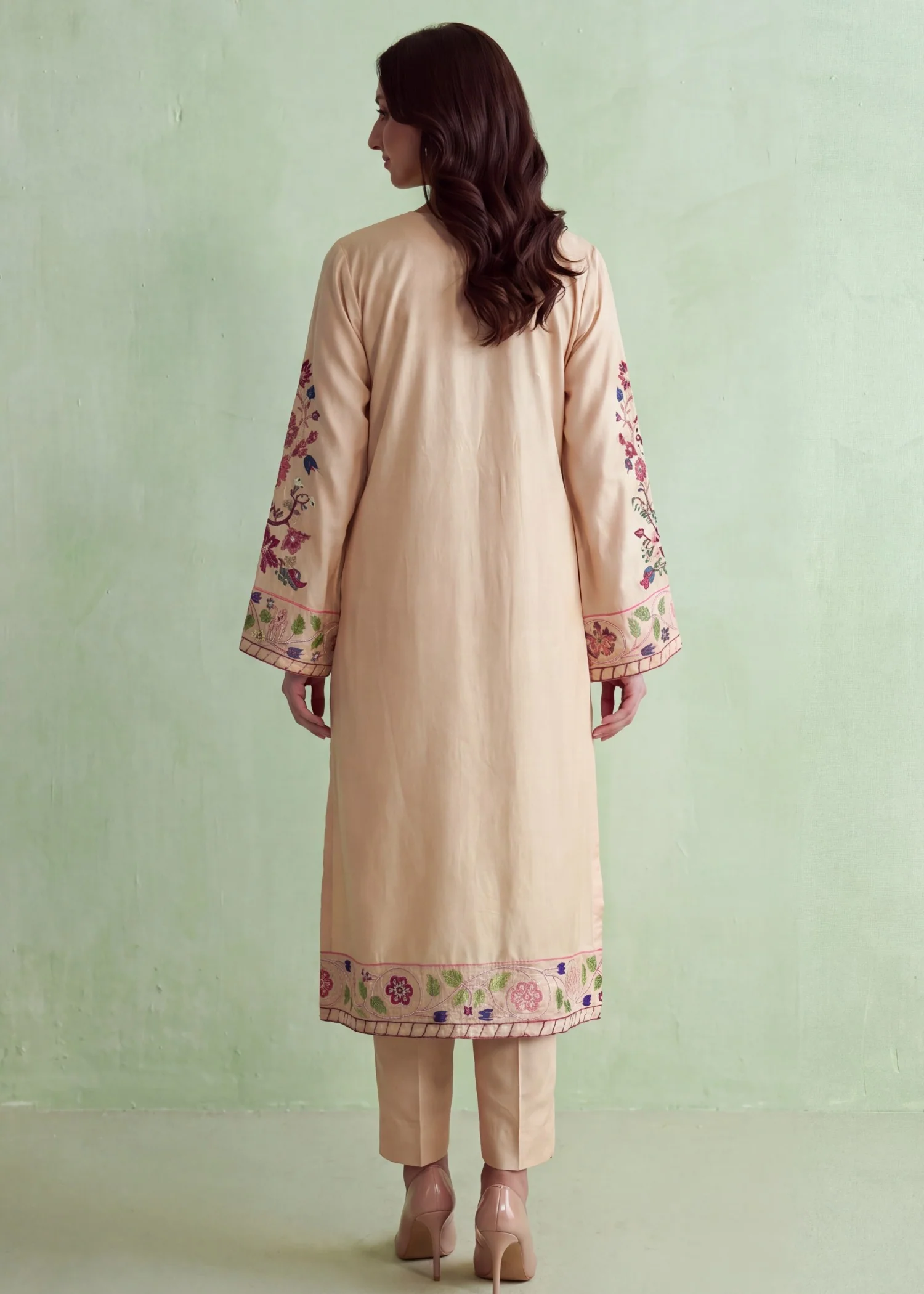 lawn Kurta Set in Pearl white - view 2
