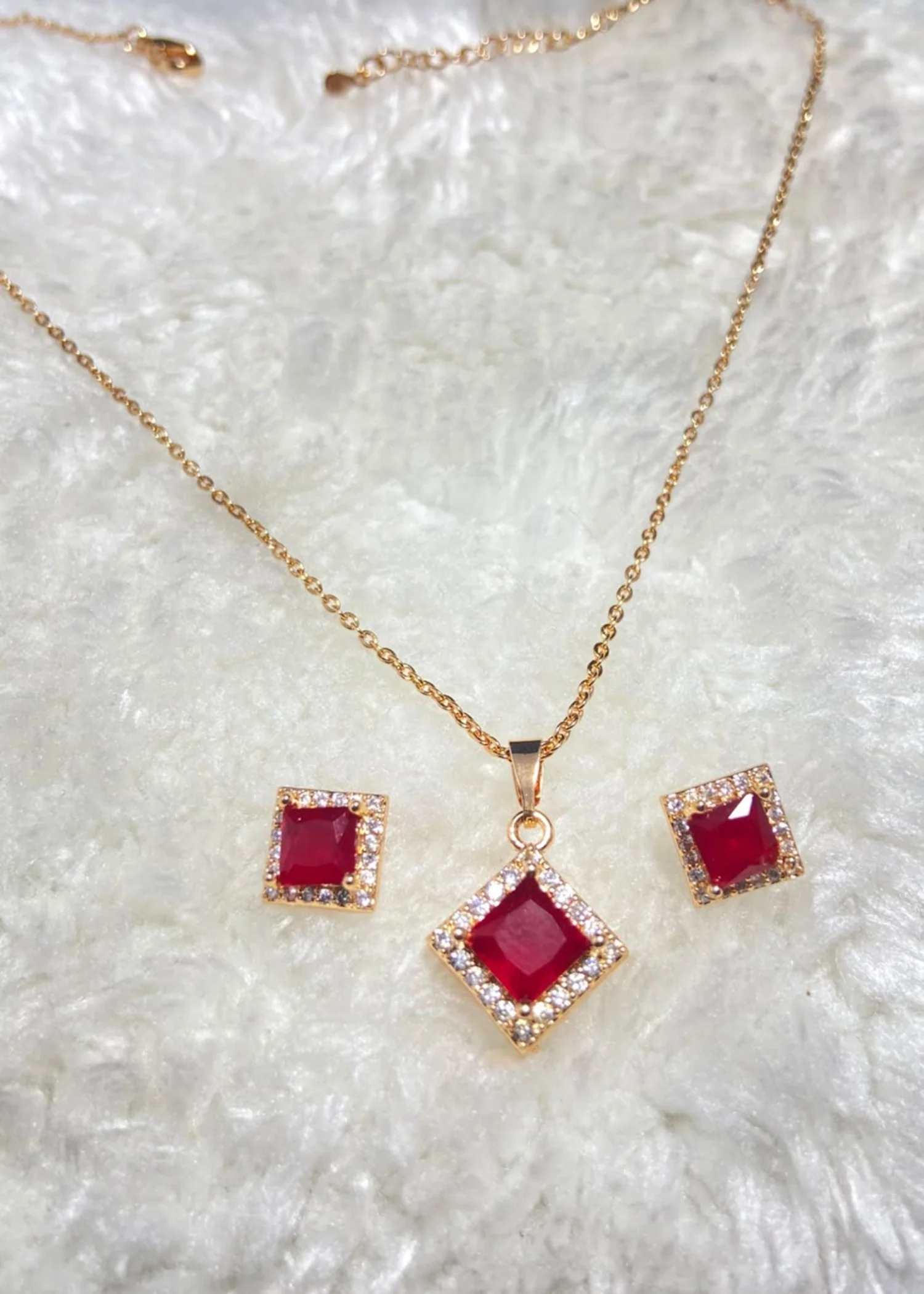 Jewelry Set in Red Color by - Trendy Women Jewelry Set ZMH0023 - view 2