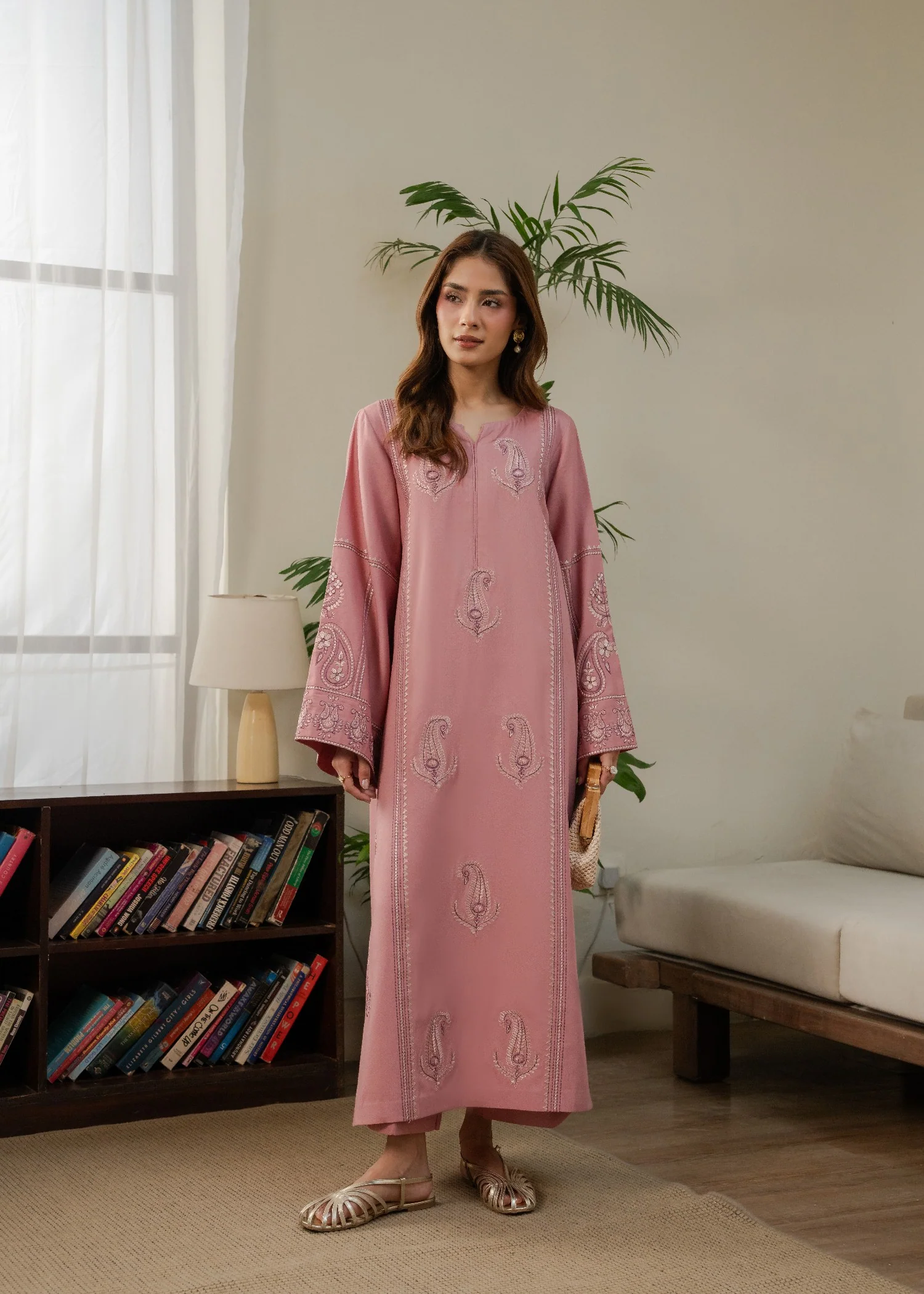 karandi Kurta Set in Tea rose pink - view 4