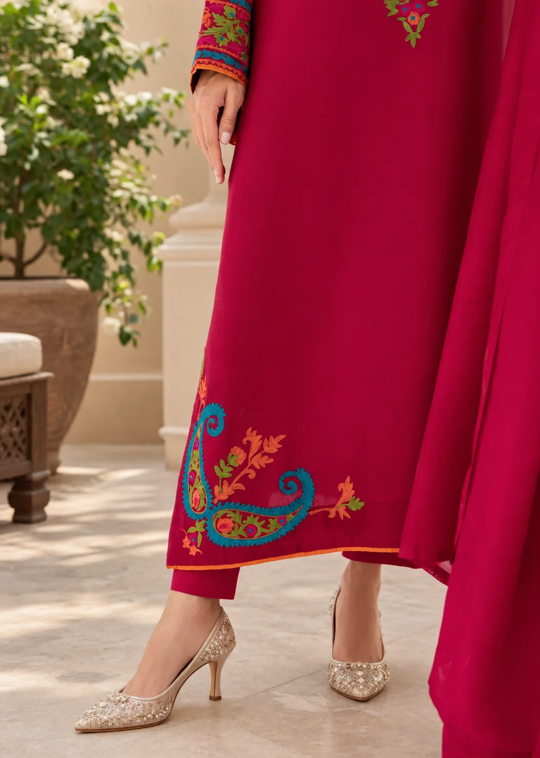 linen Kurta Set in Red - view 3