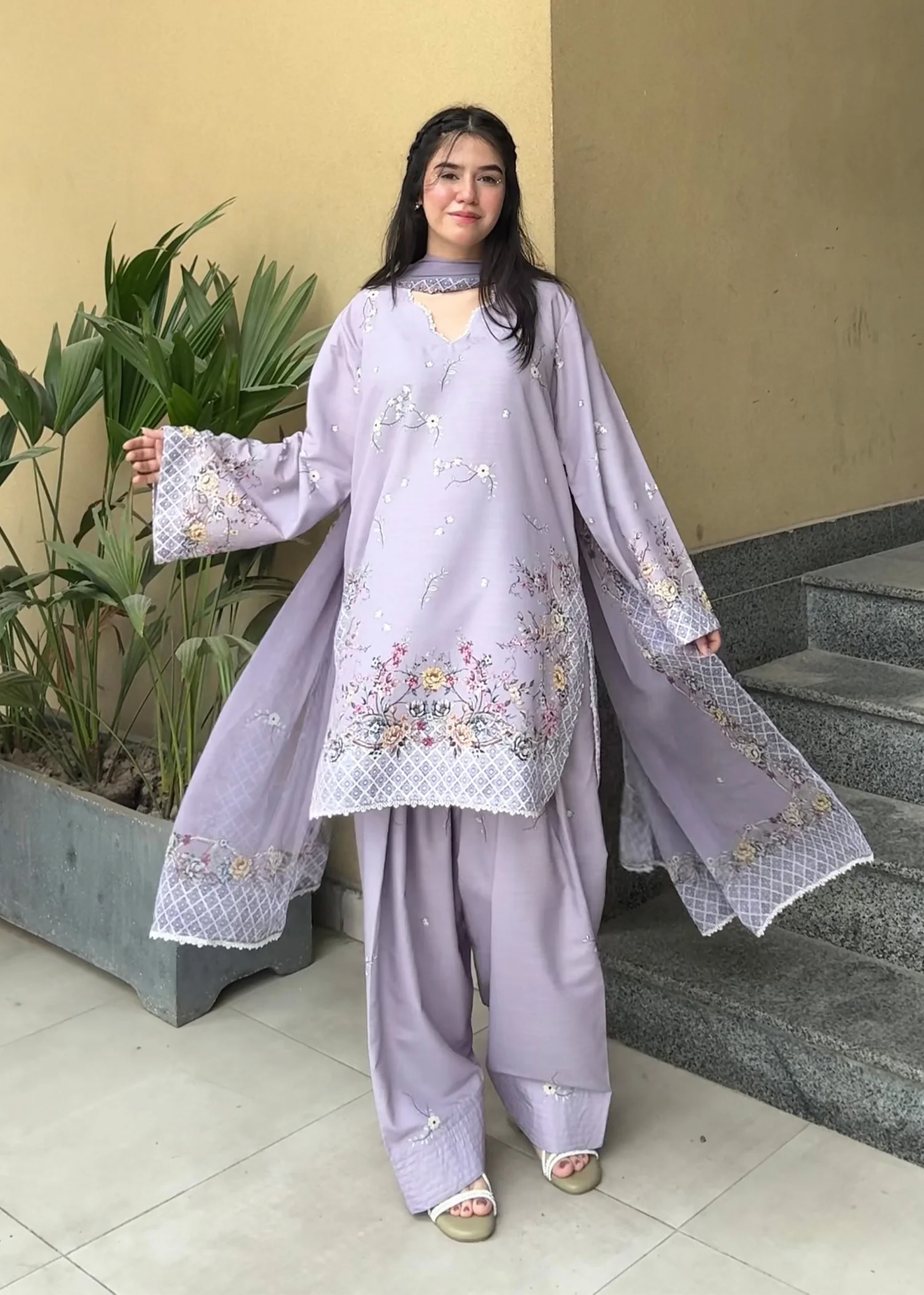 raw silk Kurta Set in Lilac - view 4