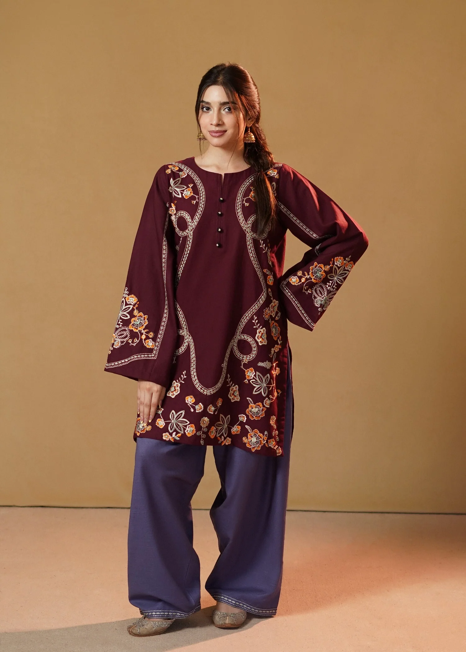 slub khaddar Kurta Set in Lilac, plum purple - view 6