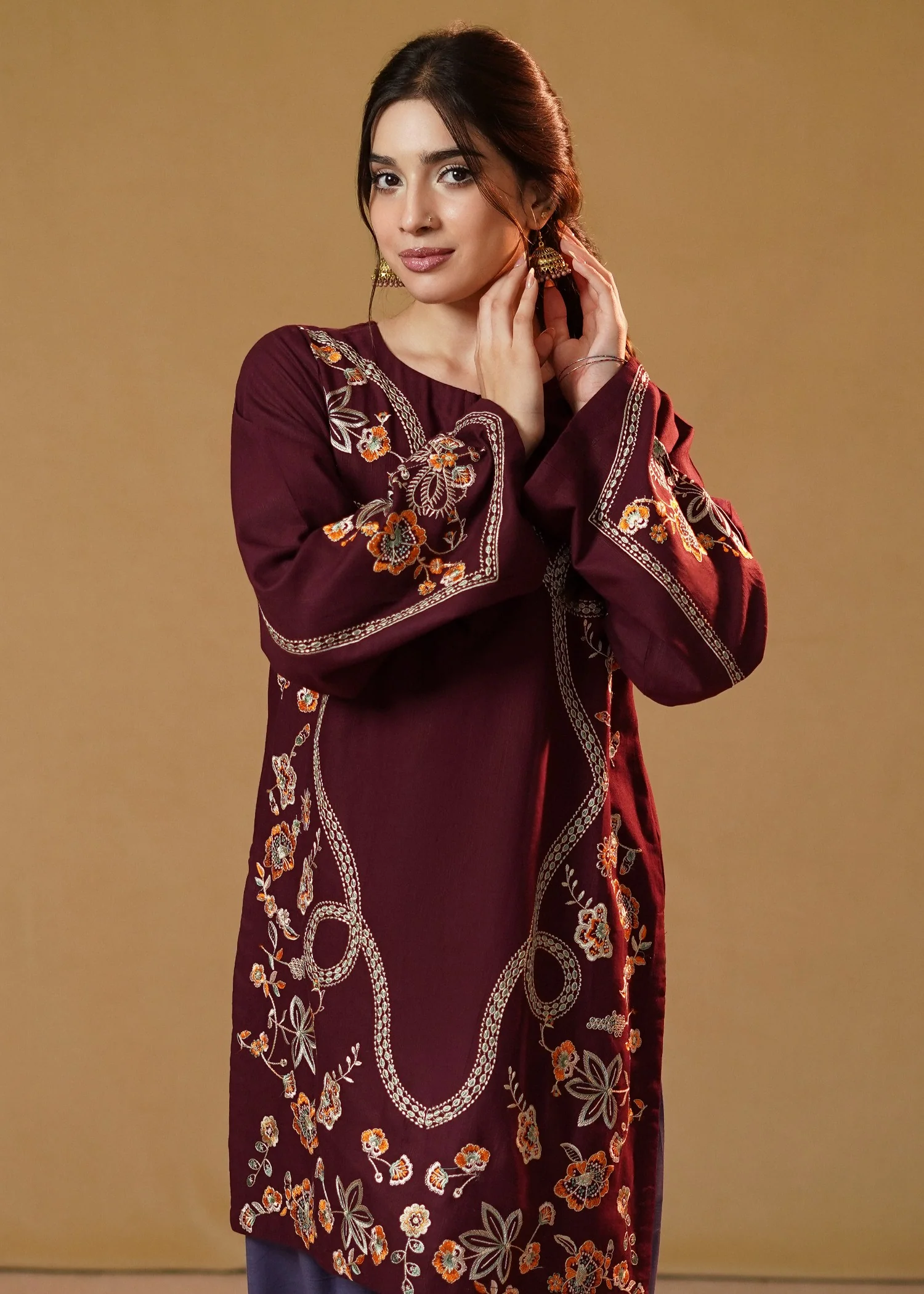 slub khaddar Kurta Set in Lilac, plum purple - view 4