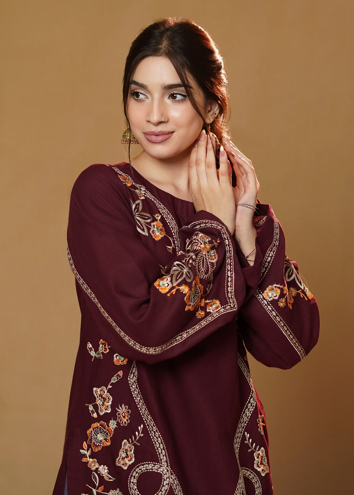 slub khaddar Kurta Set in Lilac, plum purple - view 7