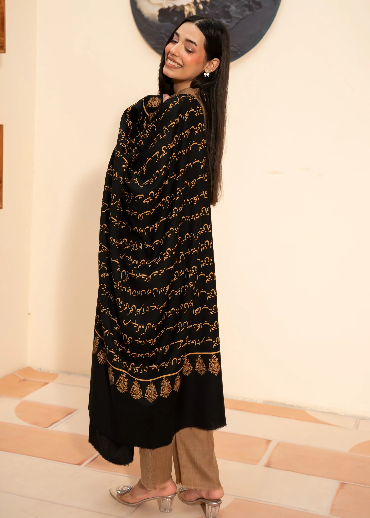 Shawl in Black Color by - Trendy Women Shawl RDV4936 - view 4