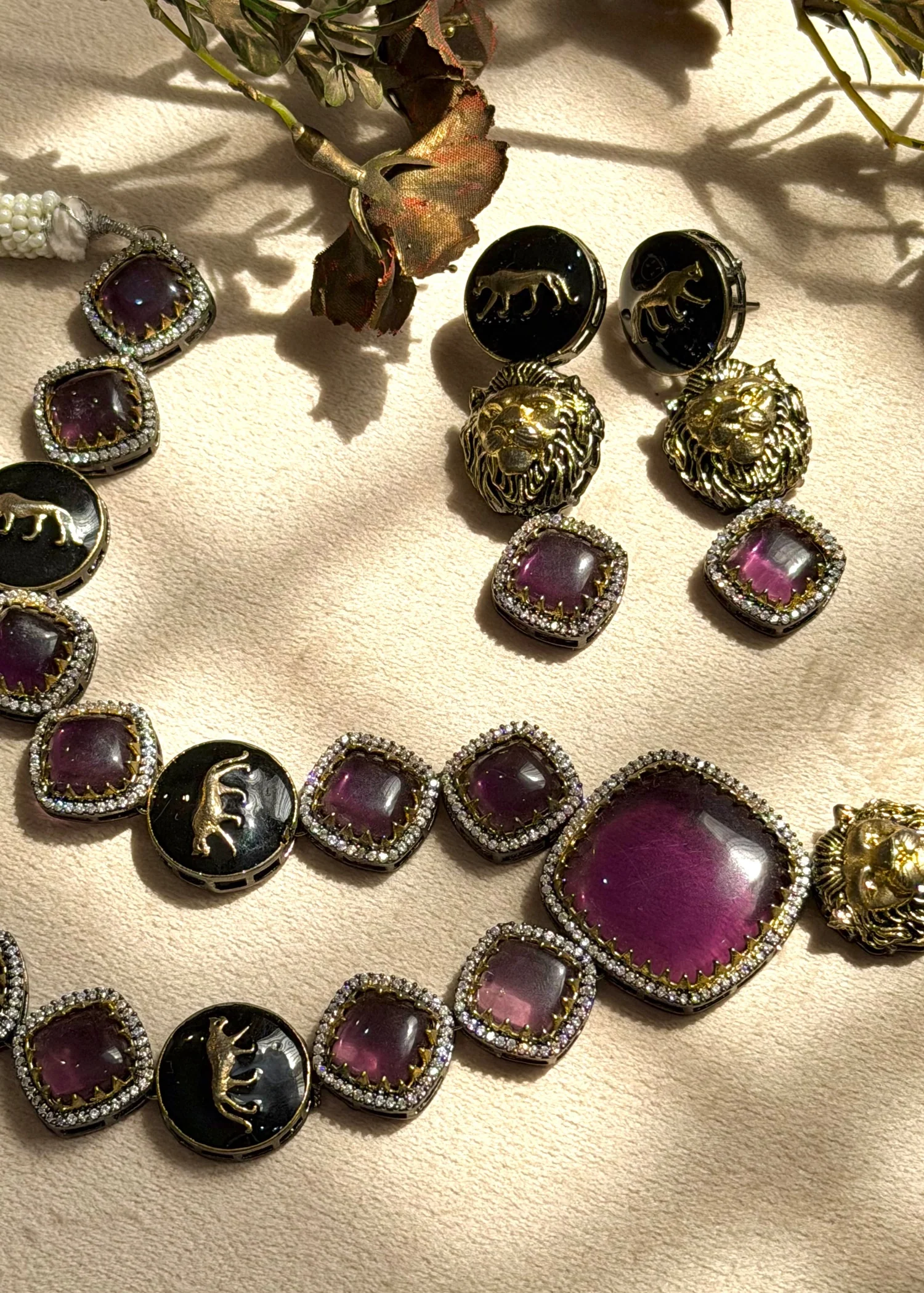 Jewelry Set in Gold, mulberry Color by - Trendy Women Jewelry Set OUG8600 - view 2