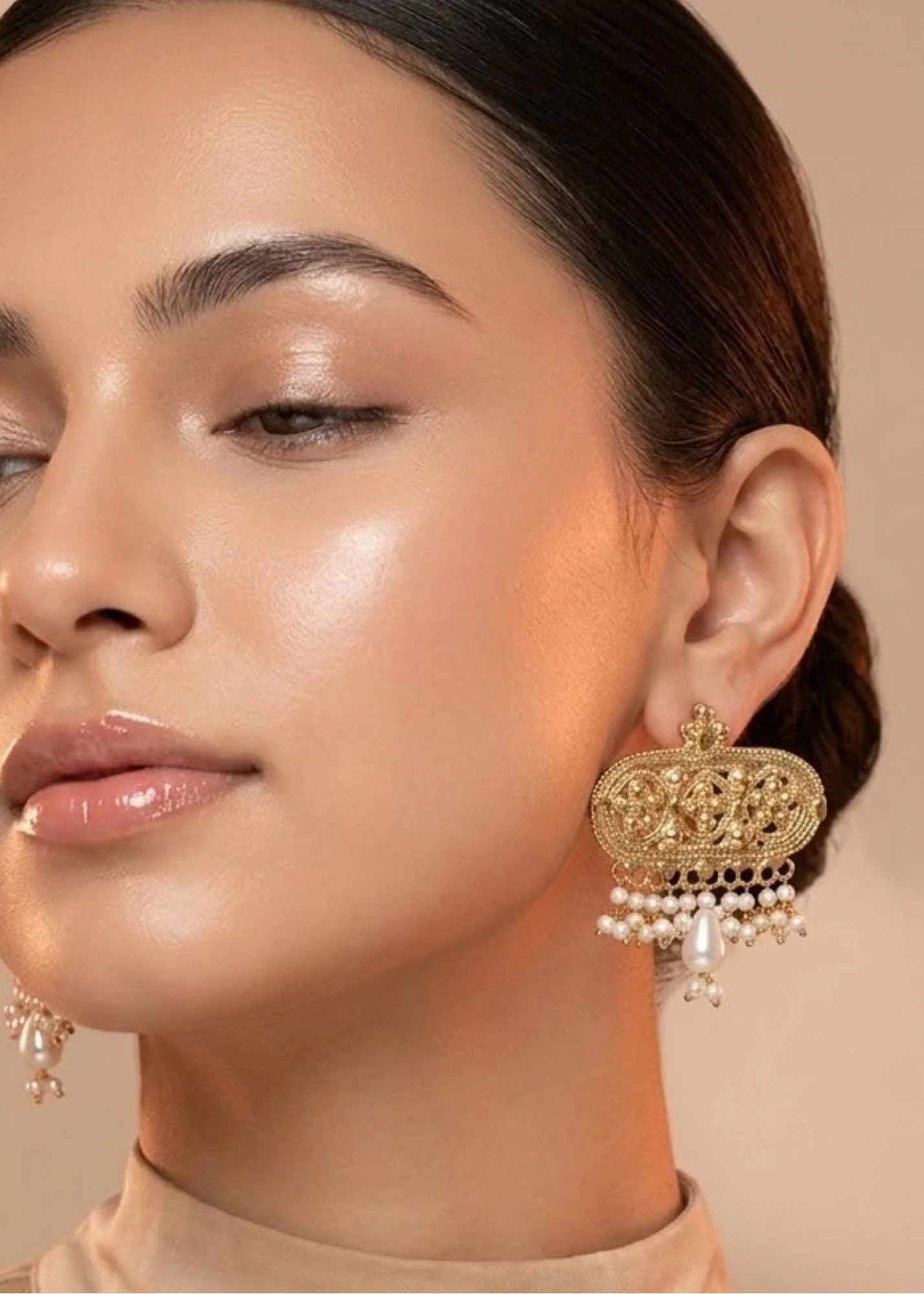 Earrings in Gold Color by - Trendy Women Earrings HJU8169