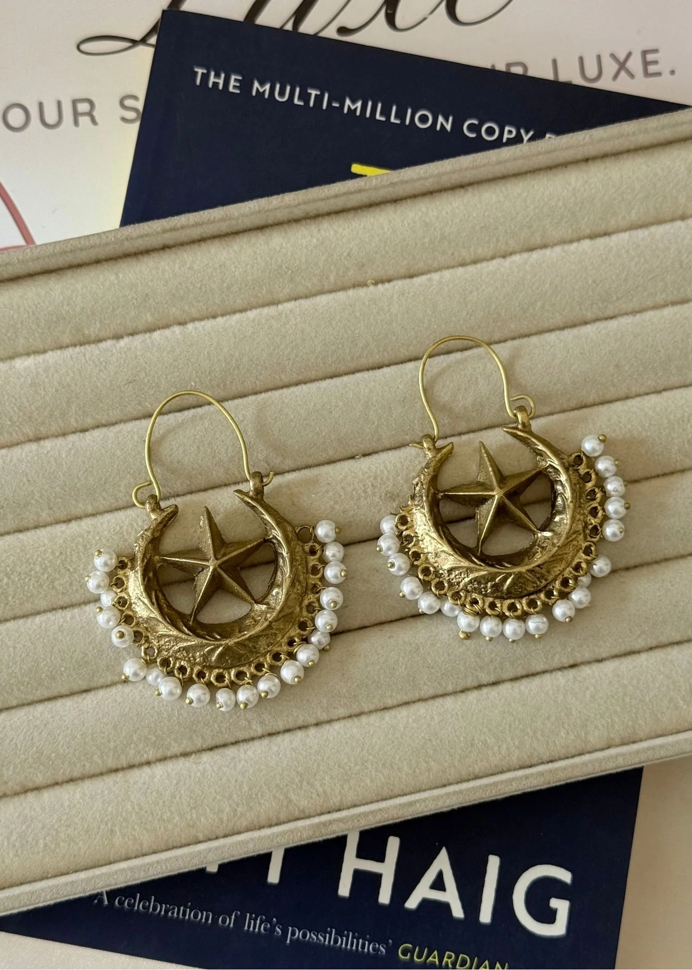 Earrings in Gold Color by - Trendy Women Earrings JOR9889 - view 4