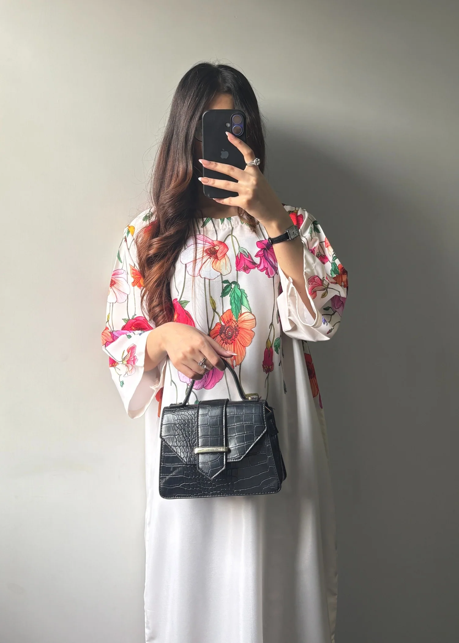 silk Kaftan in Floral white - view 5