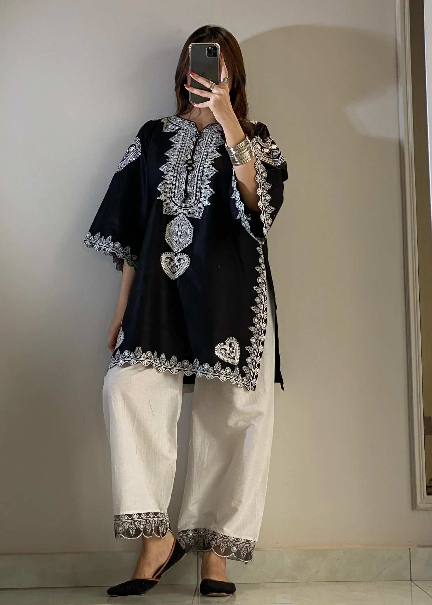lawn Kurta Set in Black