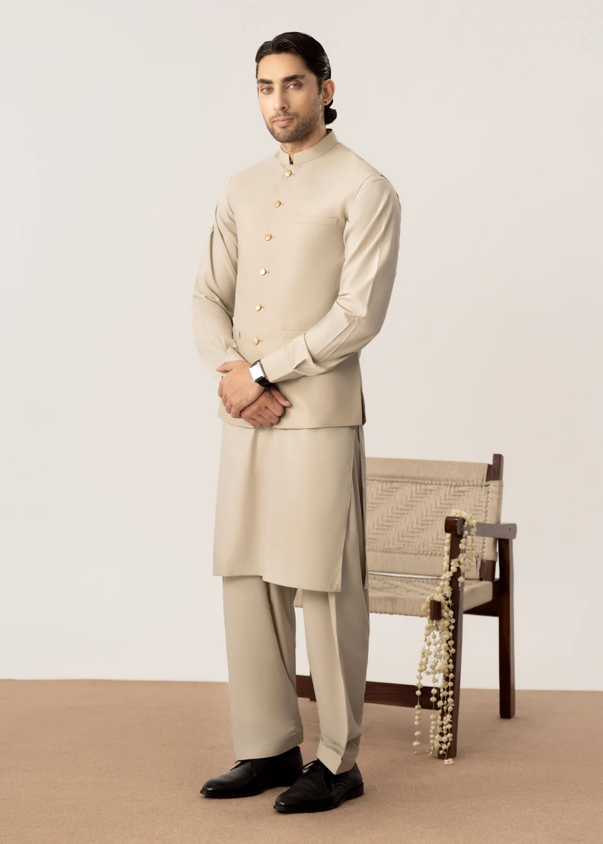 suiting Waistcoat in Beige - view 3