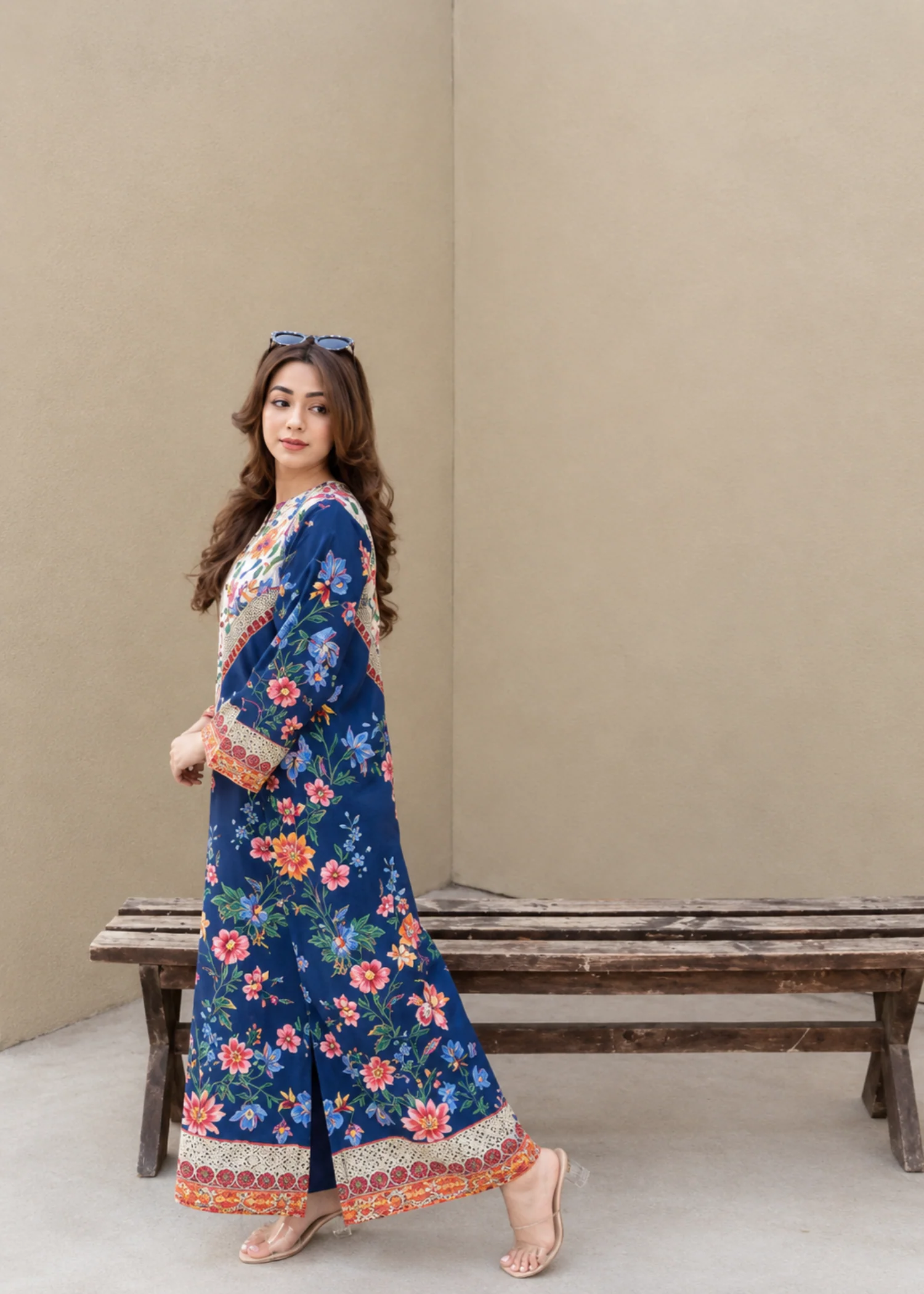 silk Kaftan in Dark blue, white - view 3