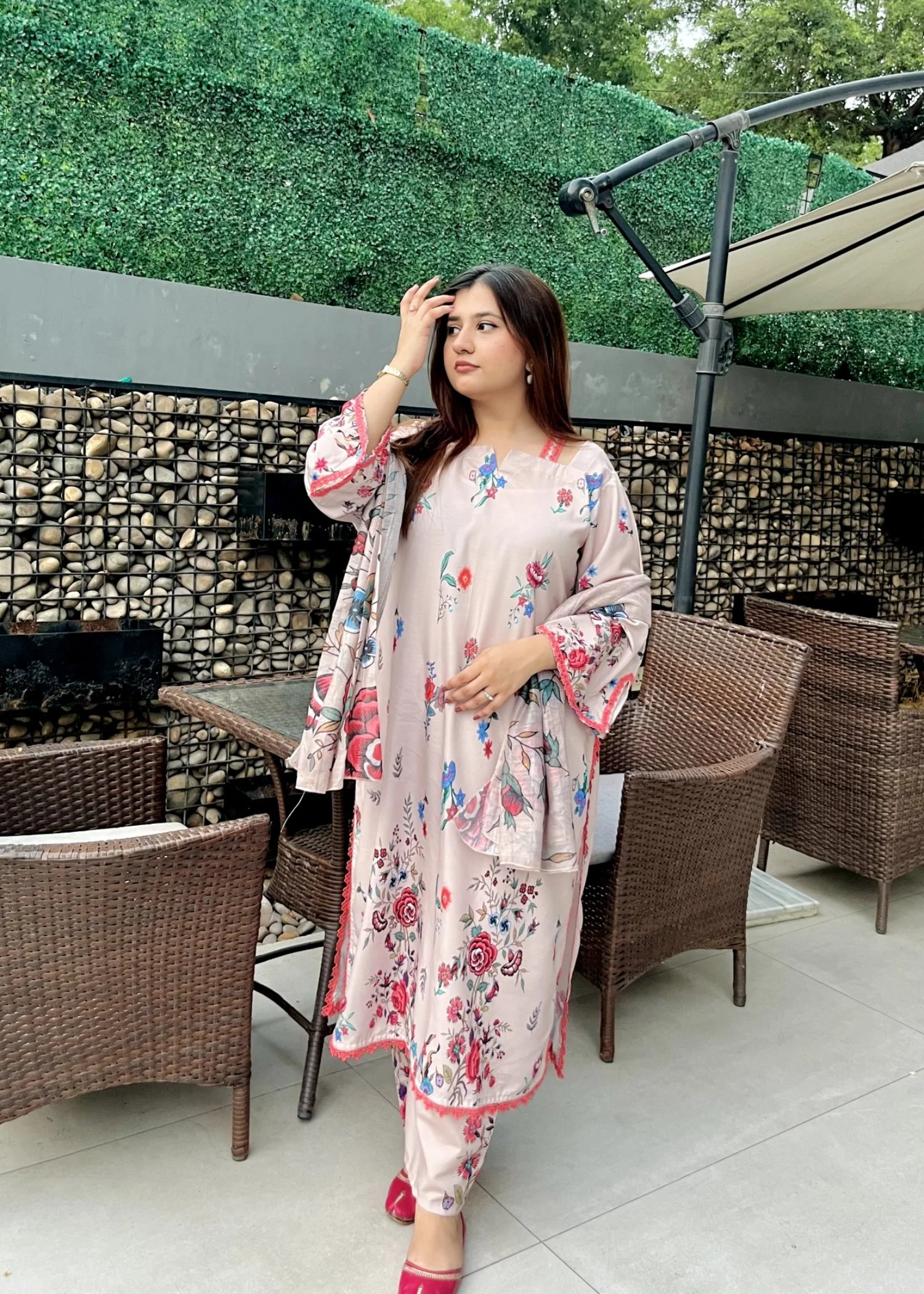 poly grip Kurta Set in Beige - view 3