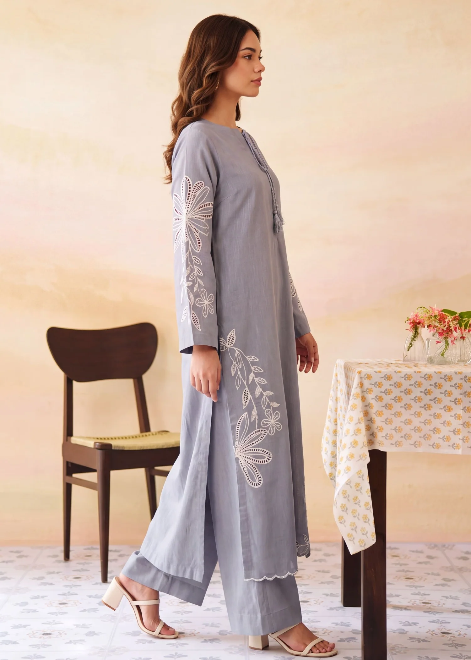 khaddar Kurta Set in Ash grey - view 5
