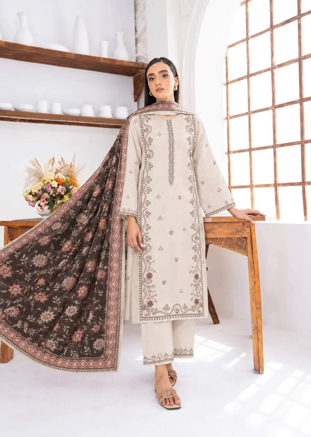 viscose Unstitched in Off-white