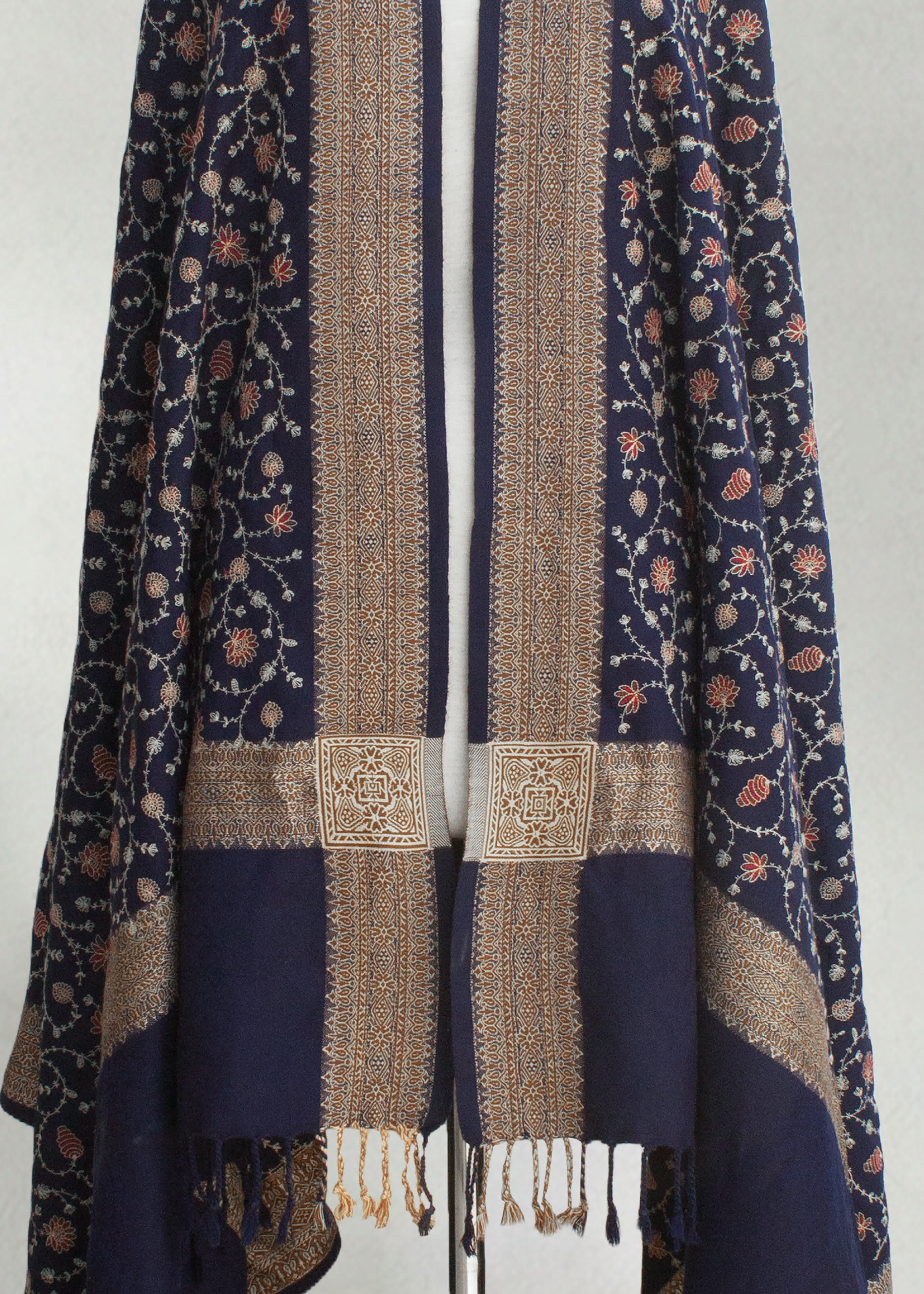 Shawl in Navy blue Color by - Trendy Women Shawl LDC9500 - view 3