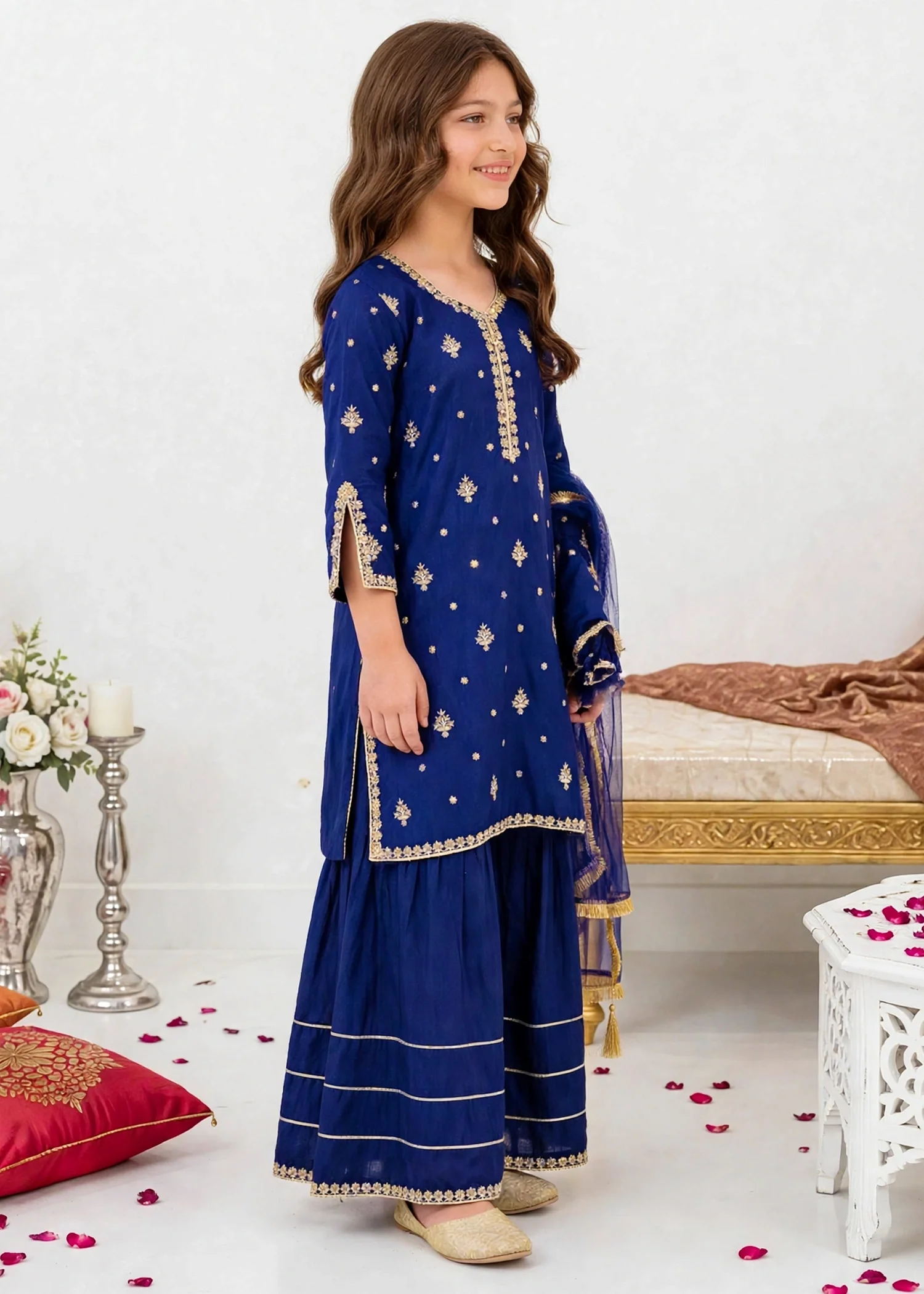 raw silk Sharara in Blue - view 6