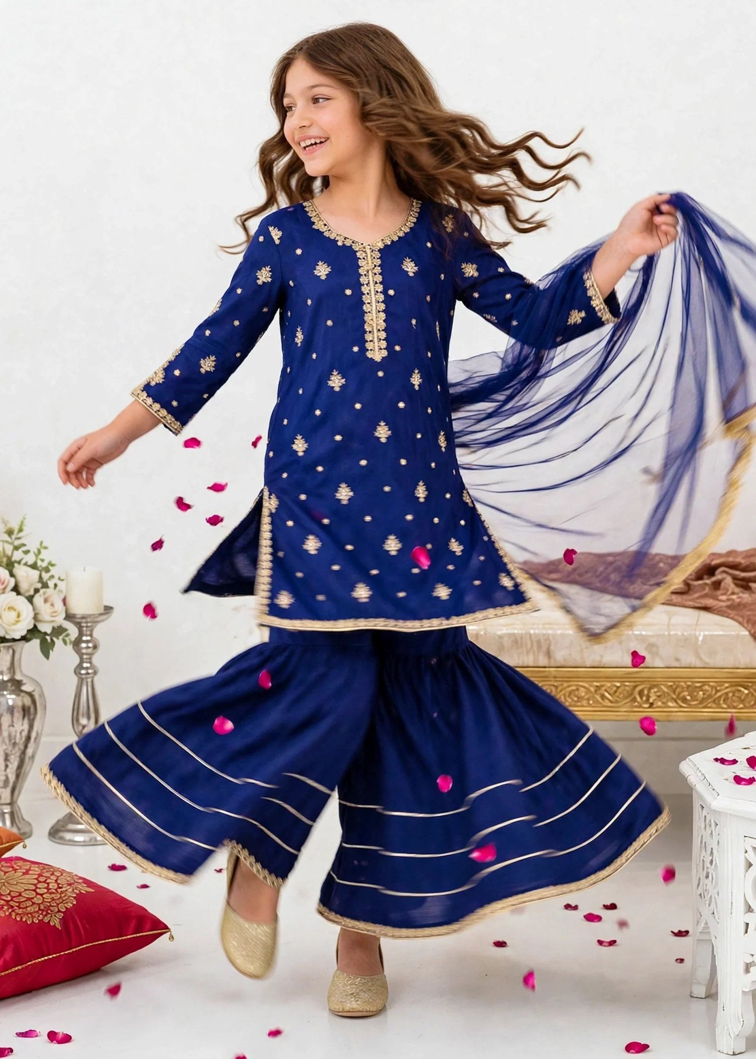 raw silk Sharara in Blue - view 7