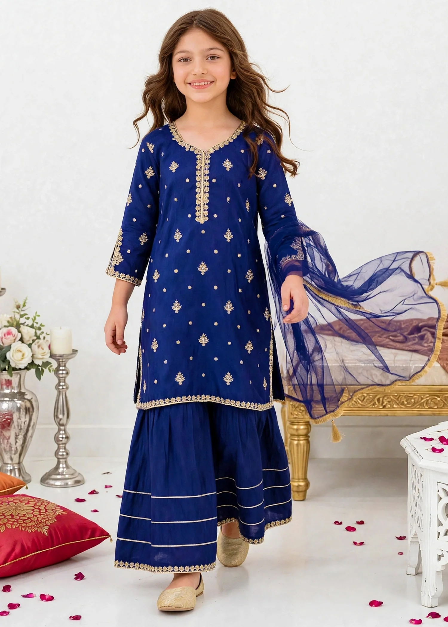raw silk Sharara in Blue - view 4