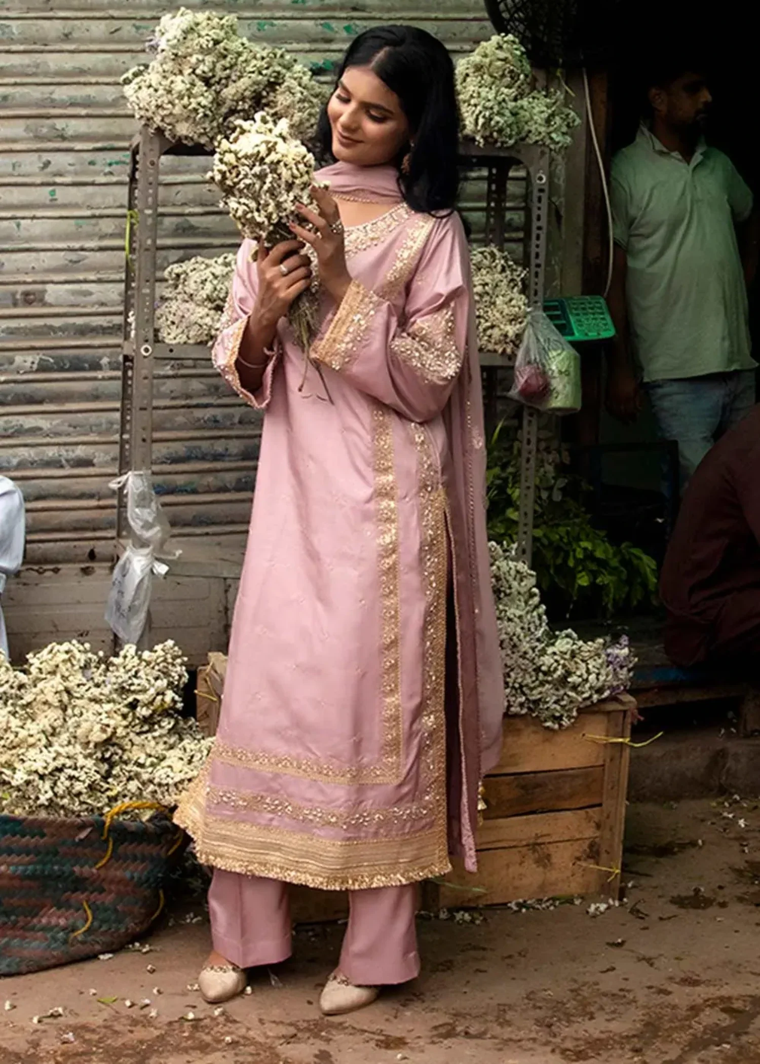 silk Kurta Set in Pink - view 8