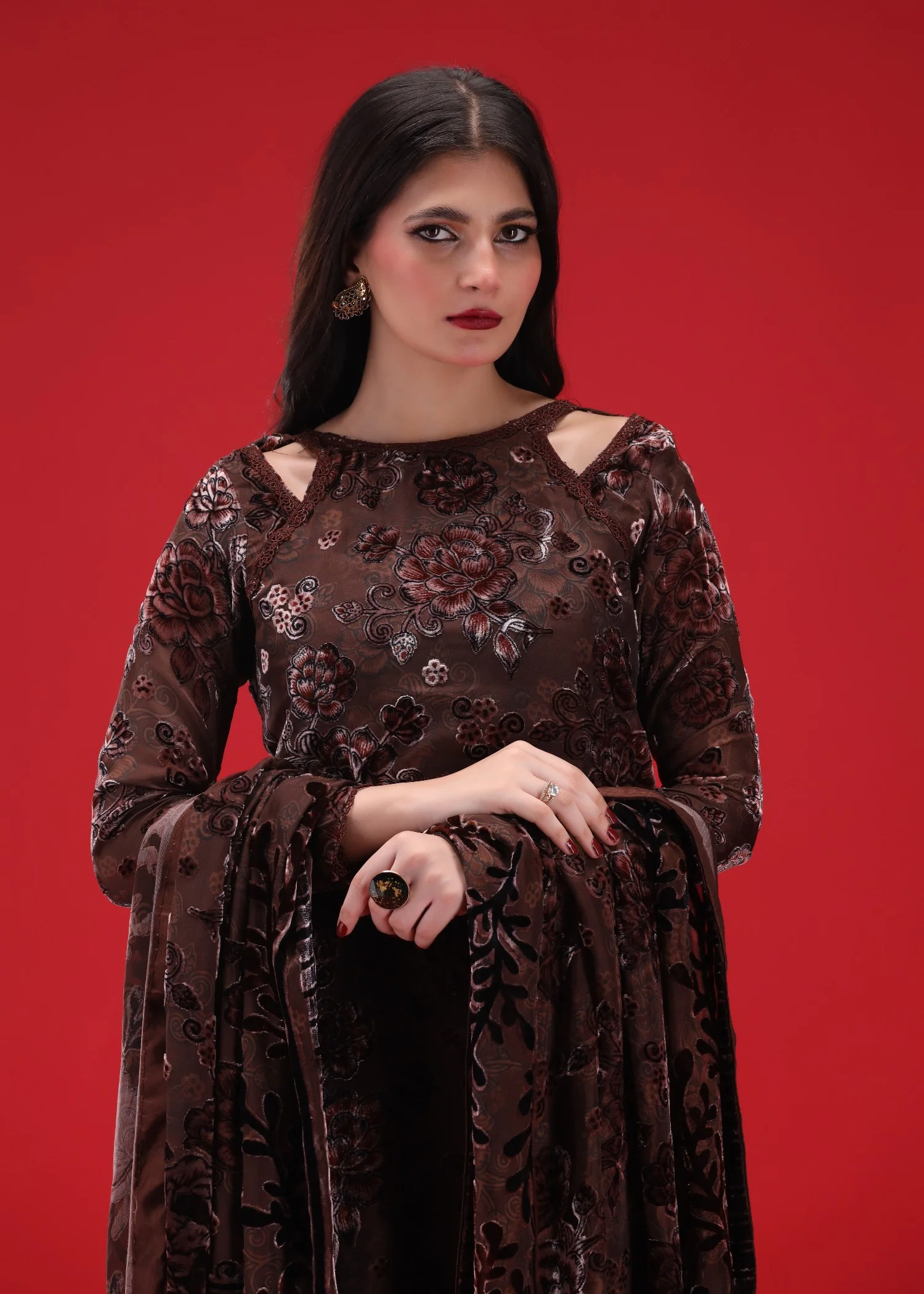 velvet Kurta Set in Brown