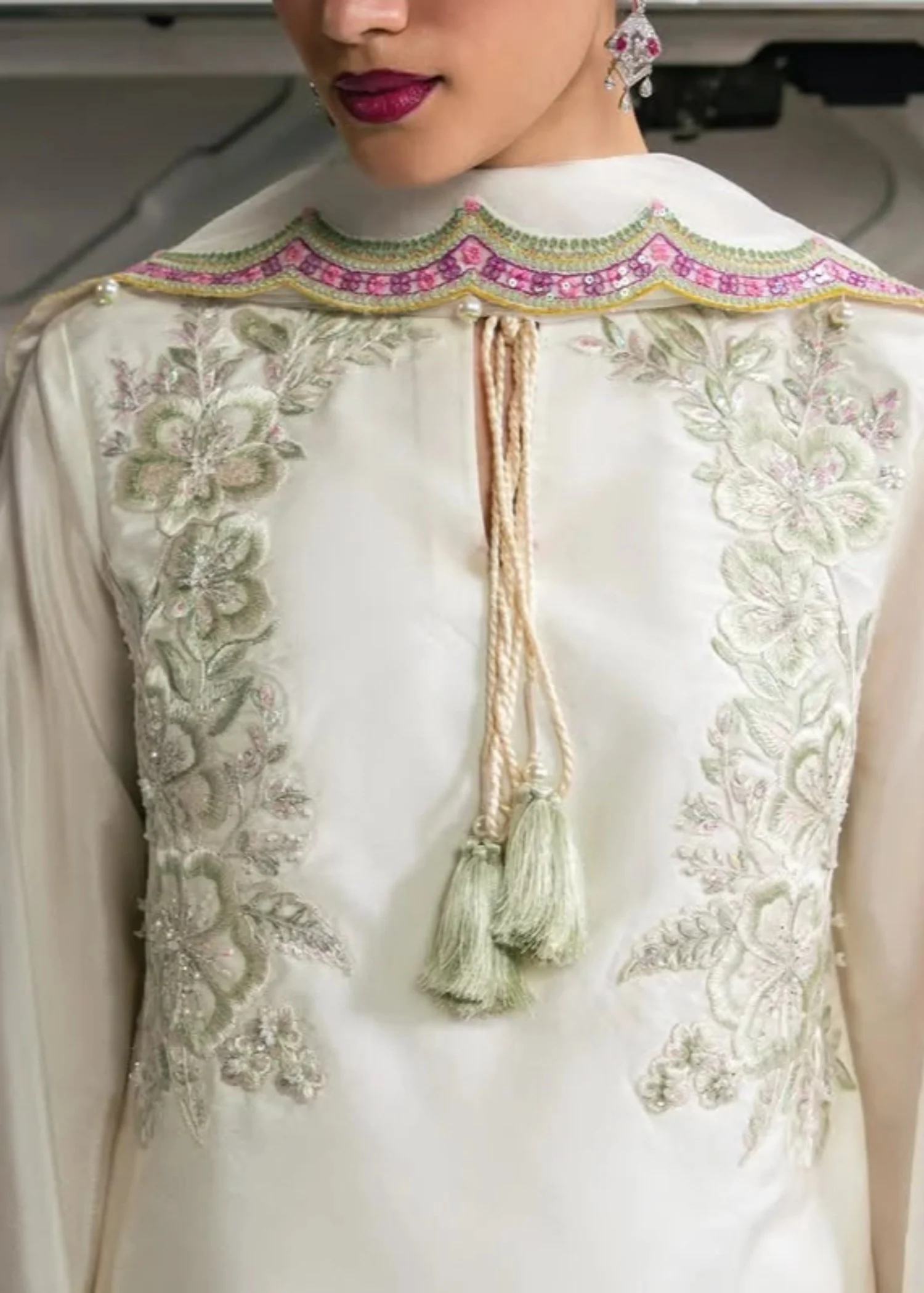 linen Kurta Set in Ivory - view 3