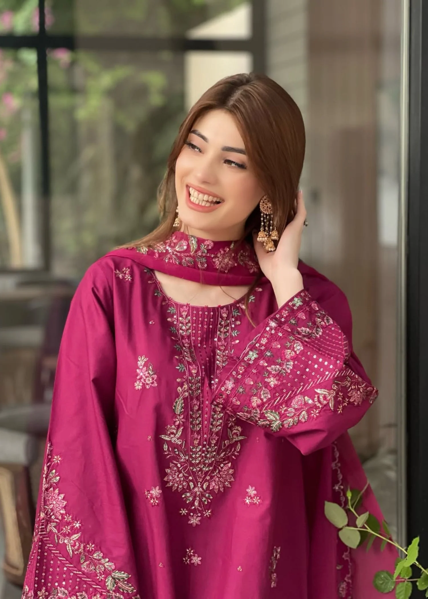 lawn Kurta Set in Burgundy - view 4