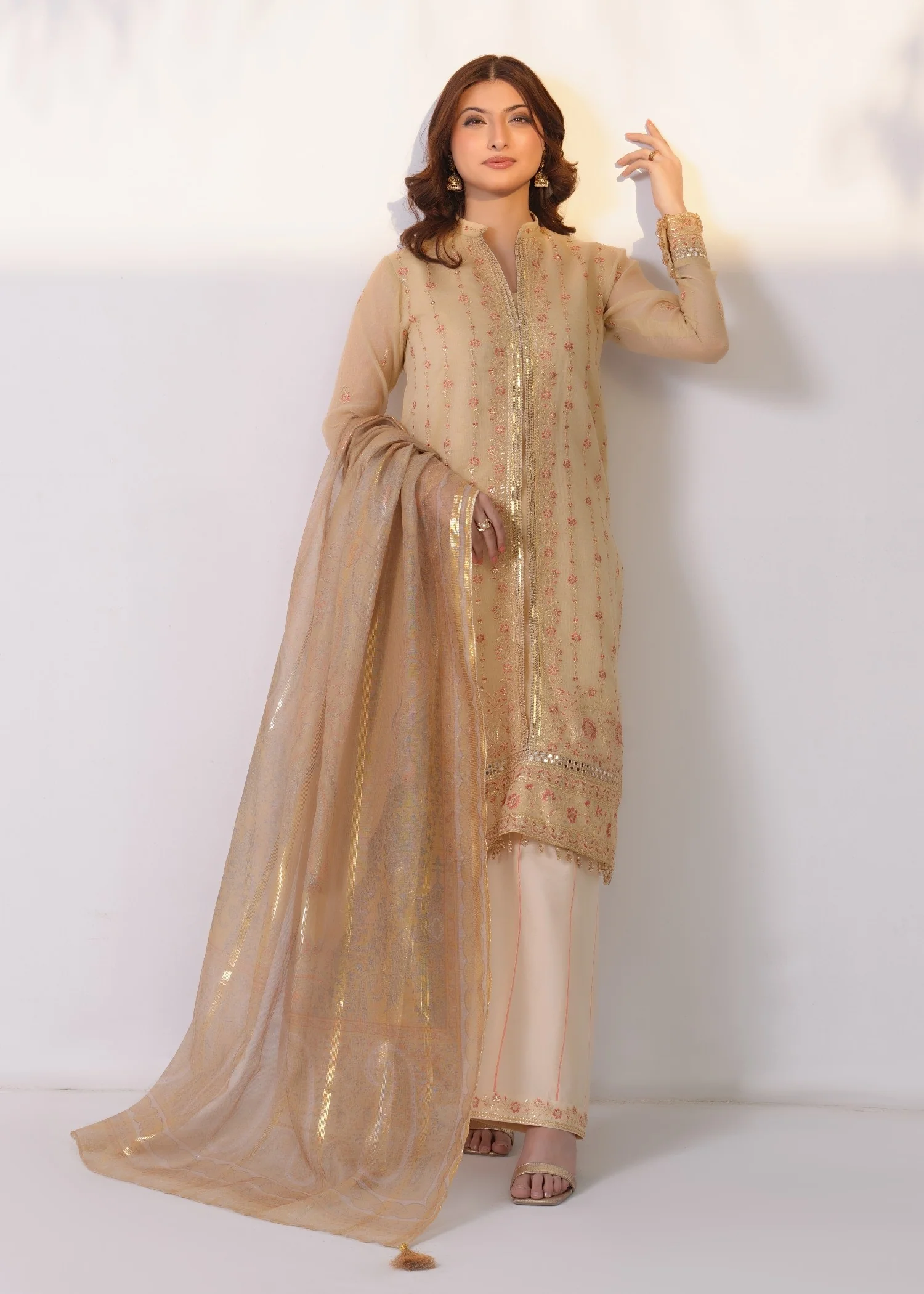 silk Unstitched in Beige