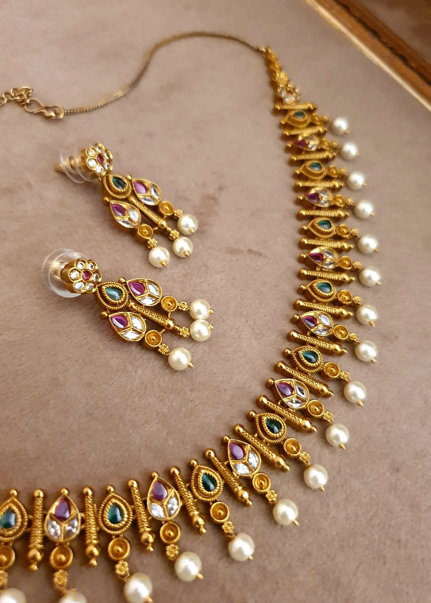 Jewelry Set in Multi Color by - Trendy Women Jewelry Set ZCK0882 - view 4