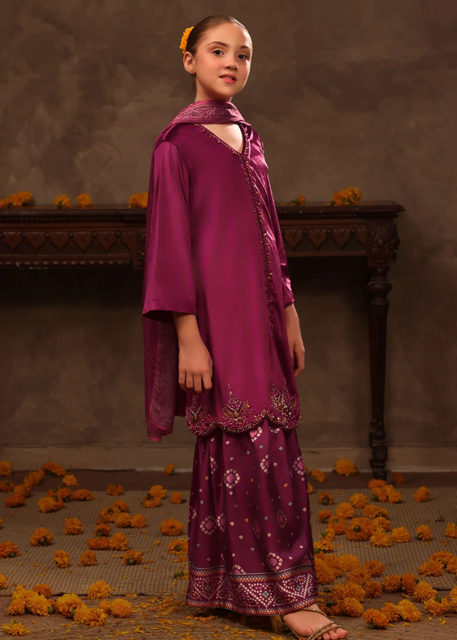 velvet Gharara in Magenta haze - view 4