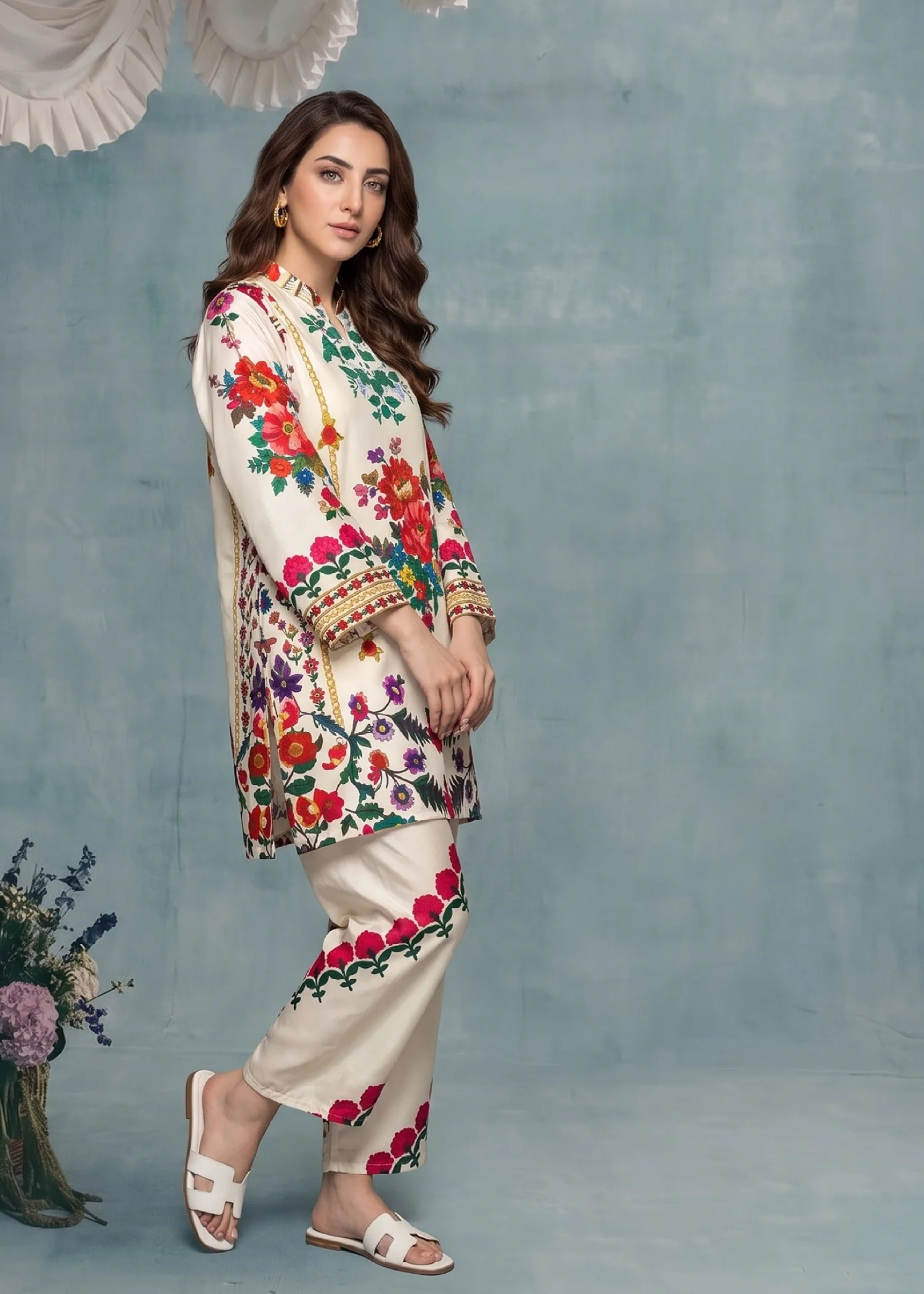 slub lawn Kurta Set in Cream - view 3