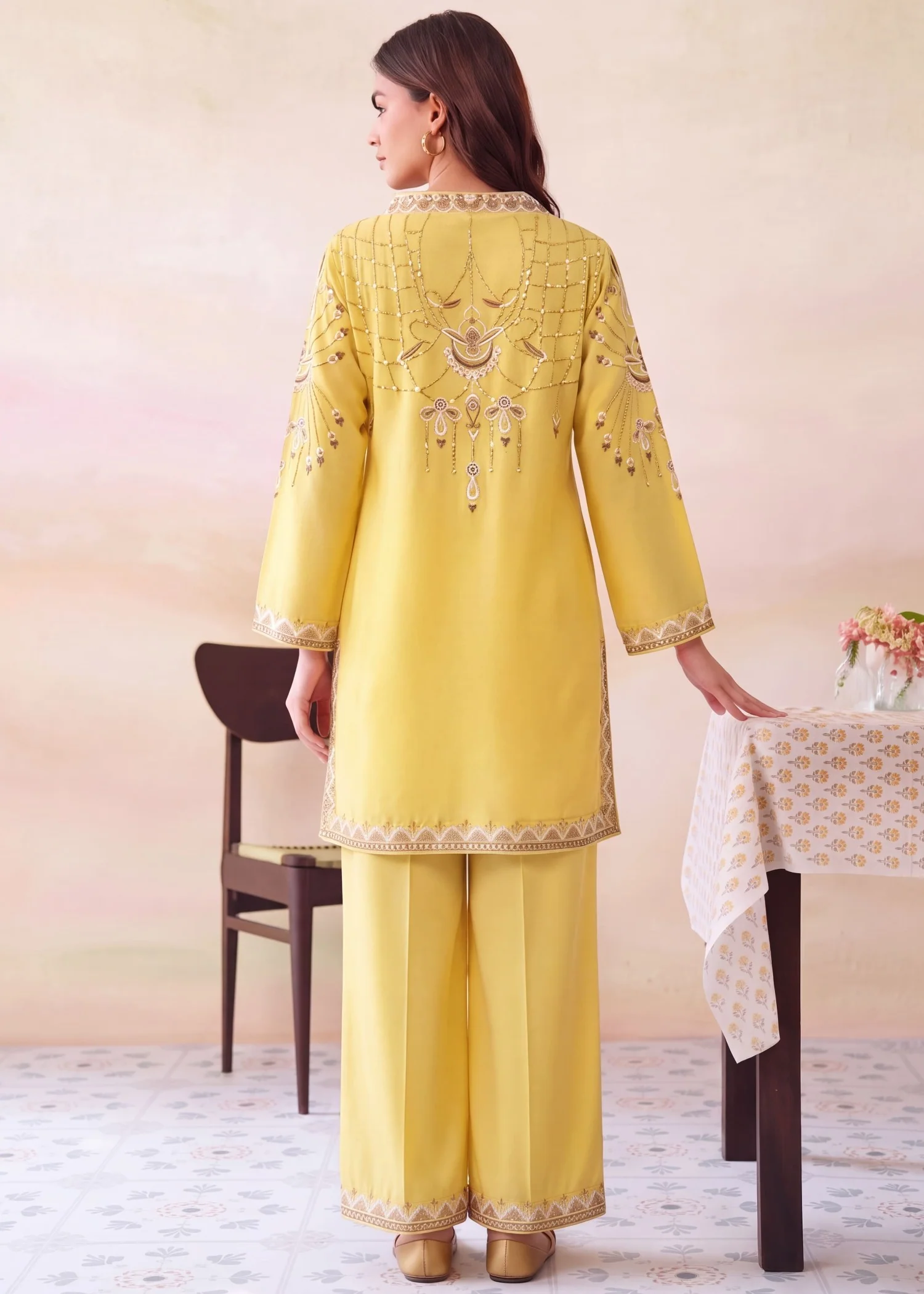 dhanak Kurta Set in Lemonade - view 2