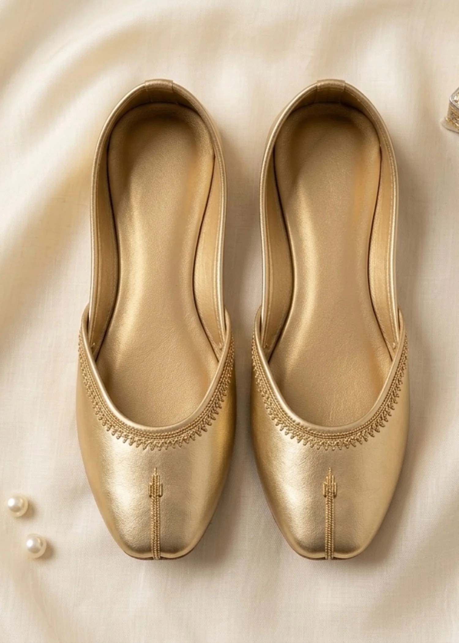 Khussa in Gold by - High Quality Women Khussa QWU3354