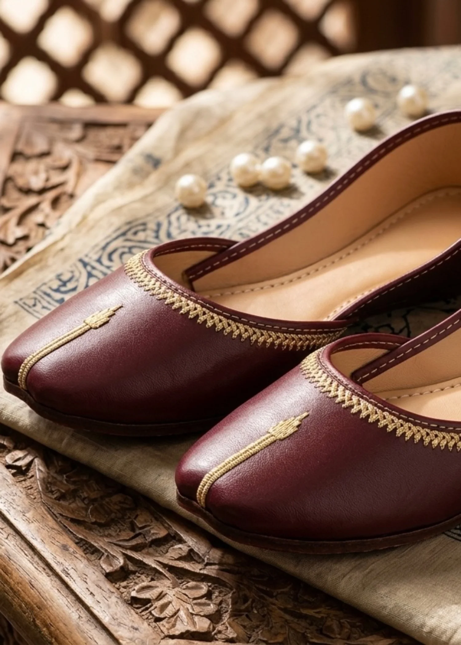 Khussa in Maroon by - High Quality Women Khussa TXF4877 - view 3