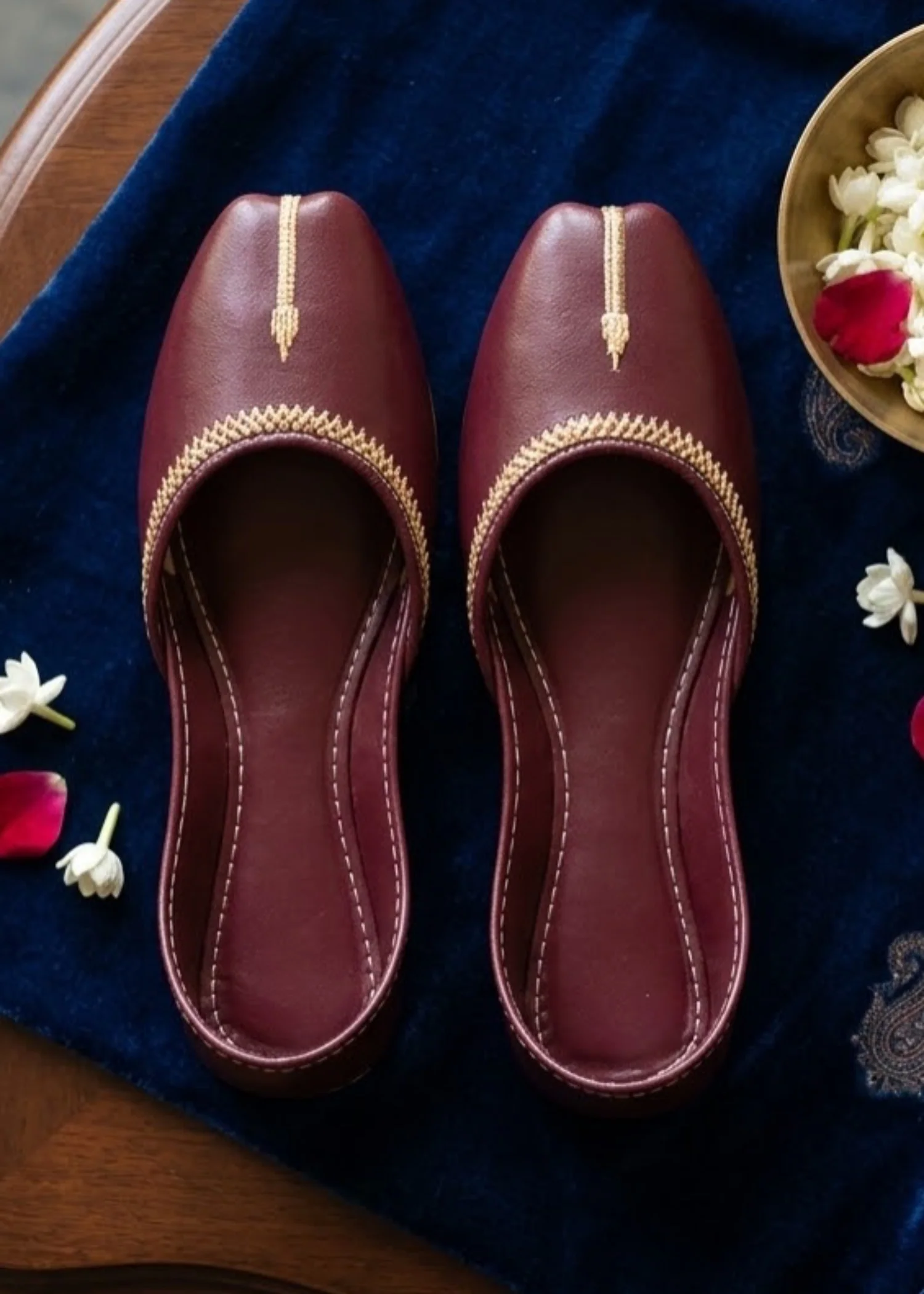 Khussa in Maroon by - High Quality Women Khussa TXF4877 - view 2