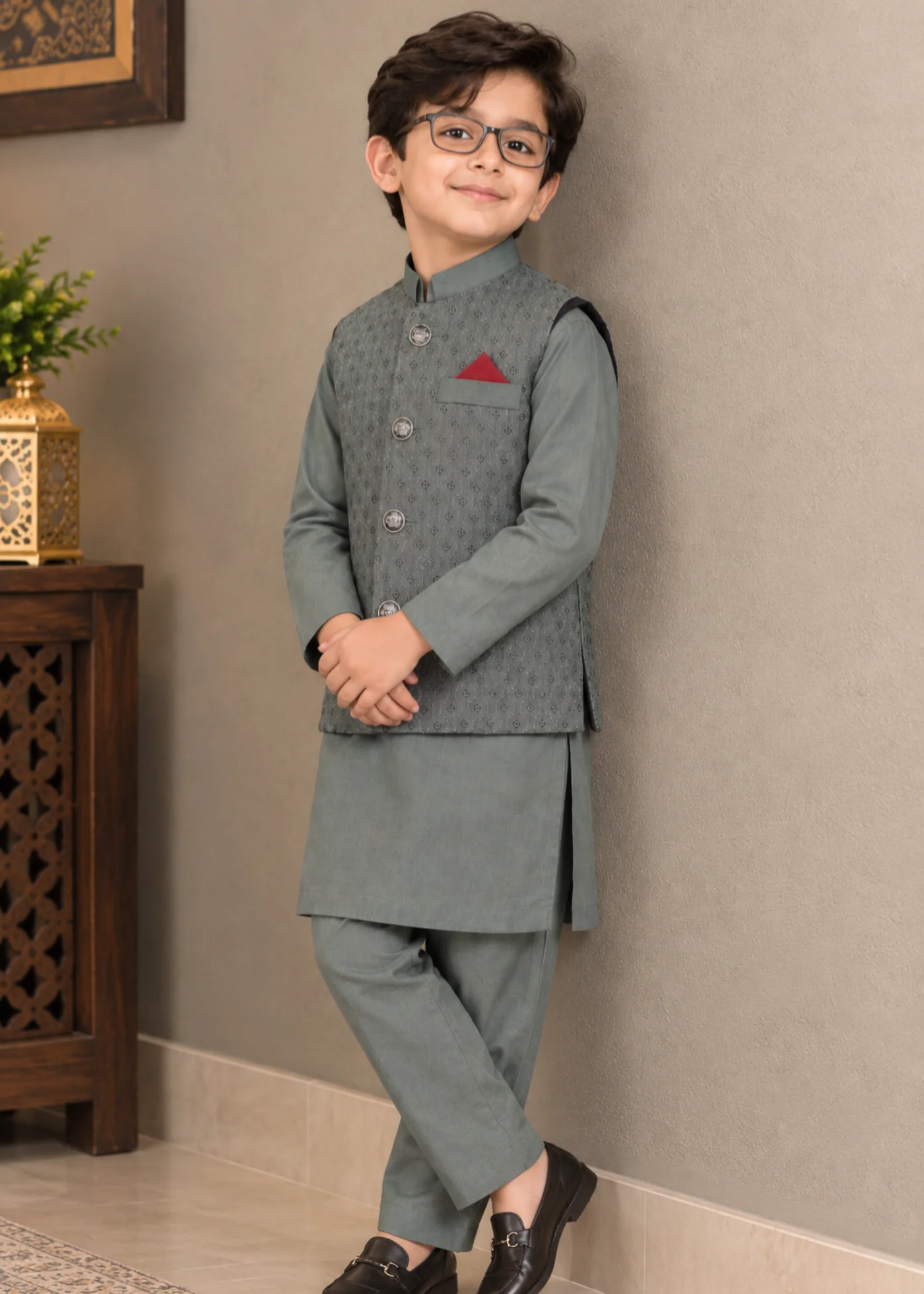 wash & wear Waistcoat in Stone grey - view 5