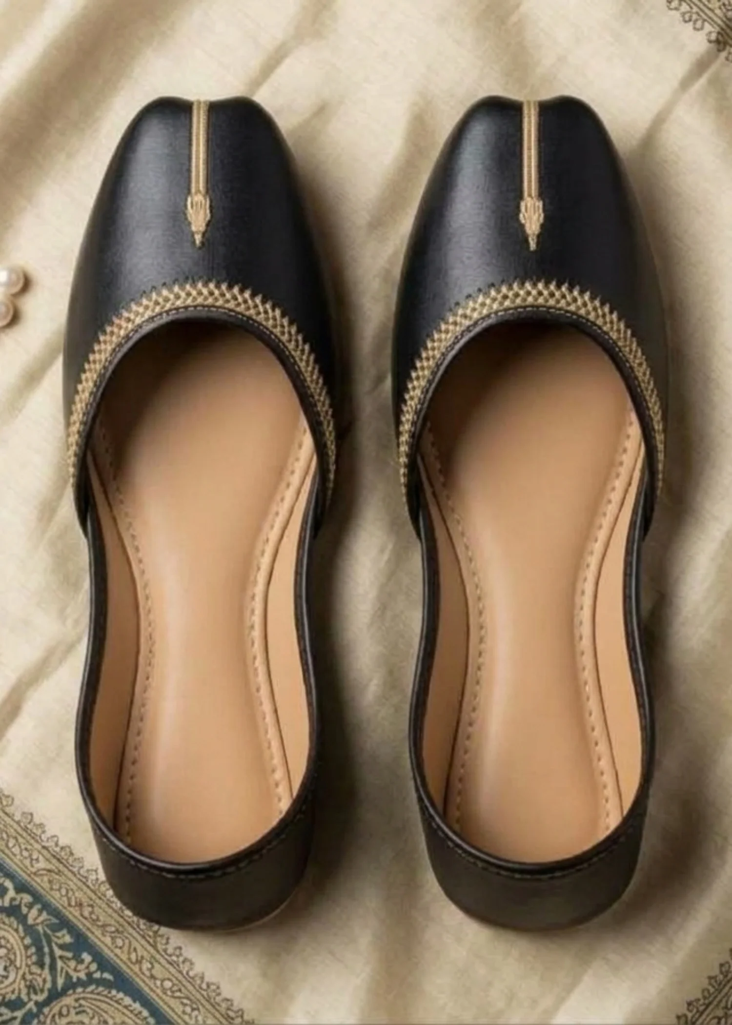 Khussa in Black by - High Quality Women Khussa DVT0783 - view 2
