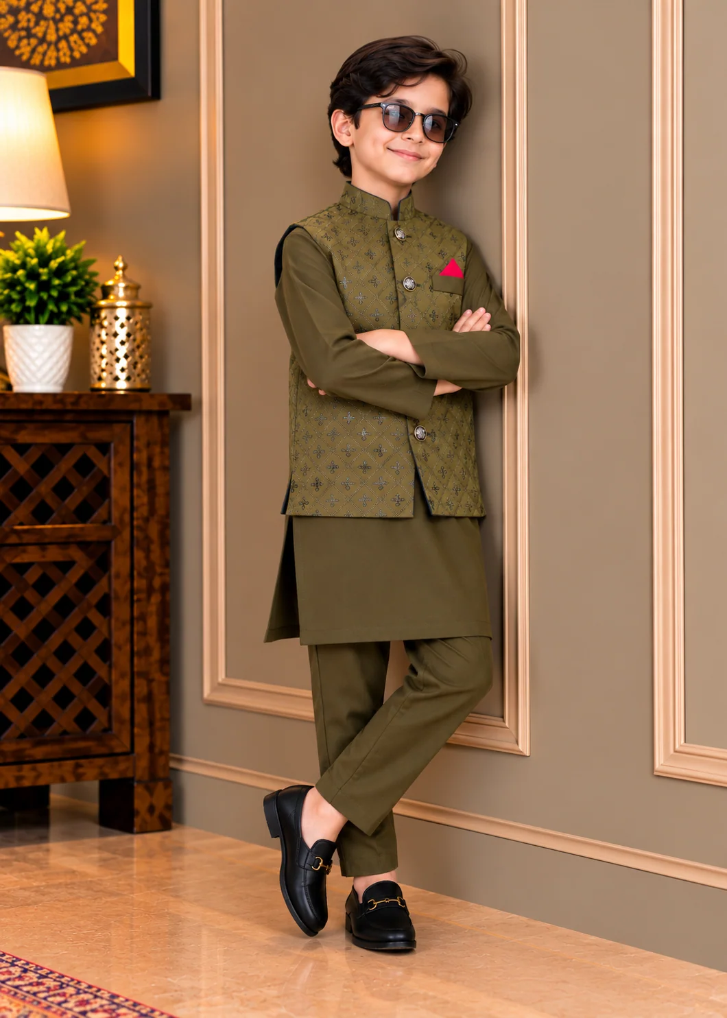 wash & wear Waistcoat in Avocado green - view 5