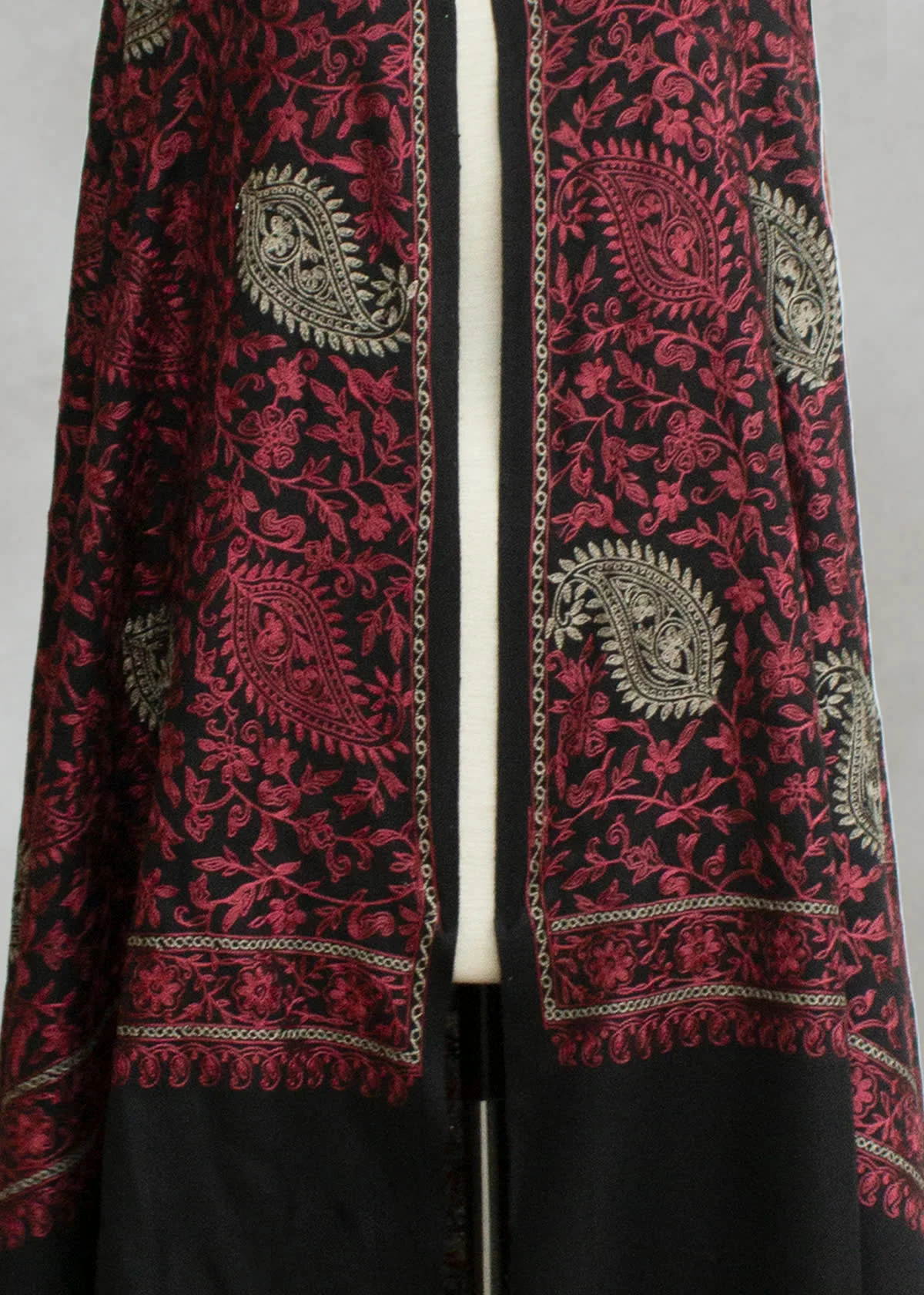 Shawl in Black, maroon Color by - Trendy Women Shawl XLB5448 - view 3