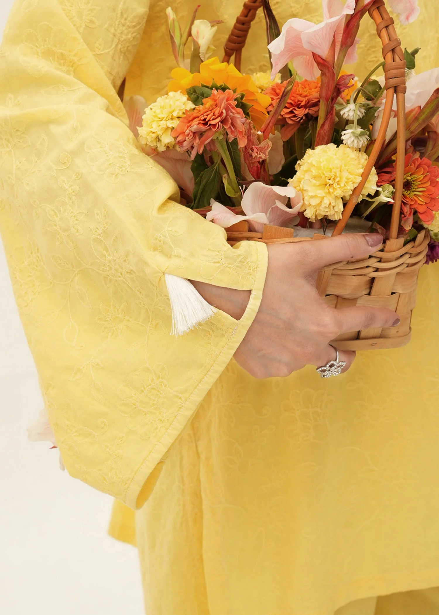 lawn cotton Kurta Set in Lemon - view 4
