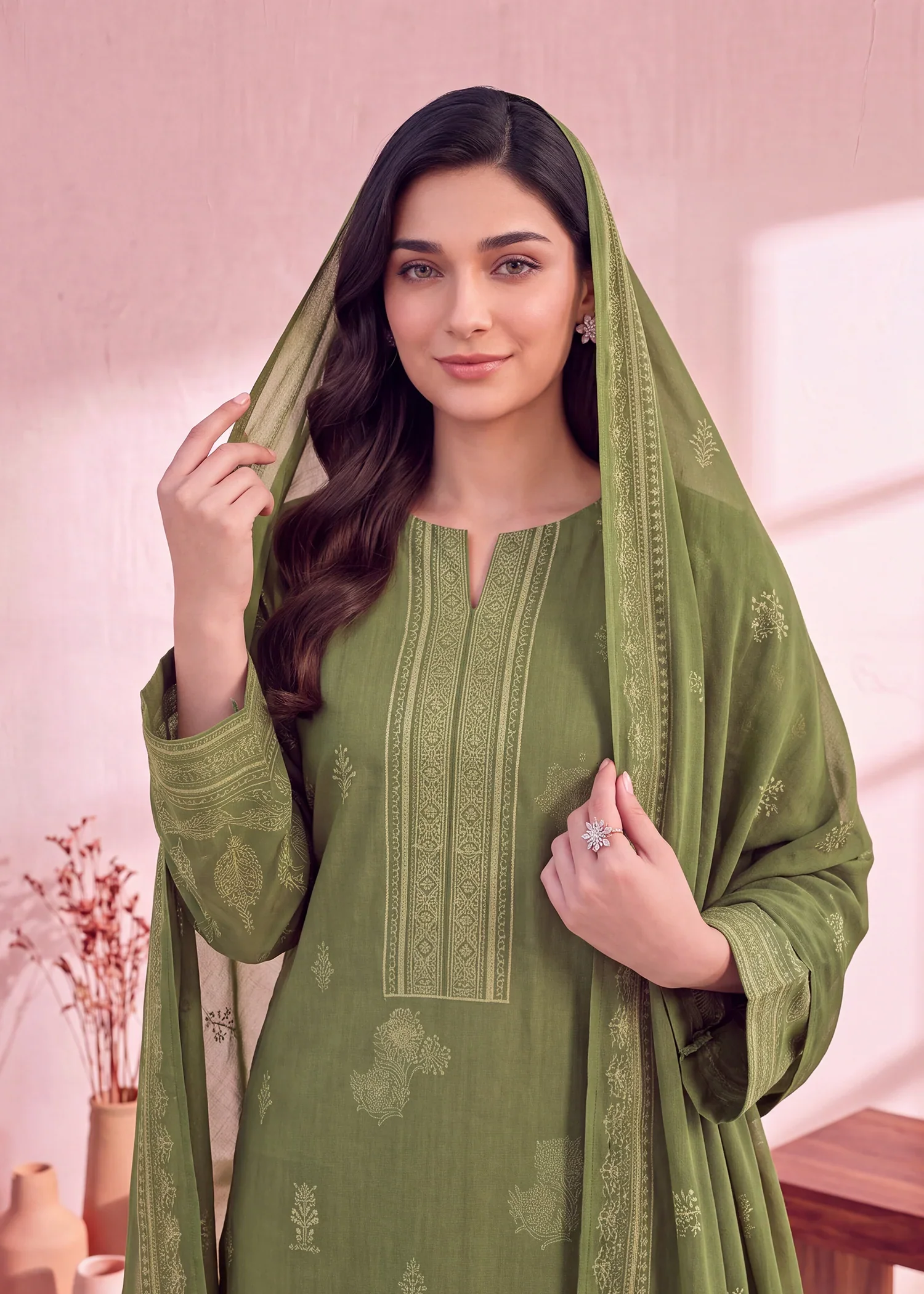 marina Unstitched in Green - view 3