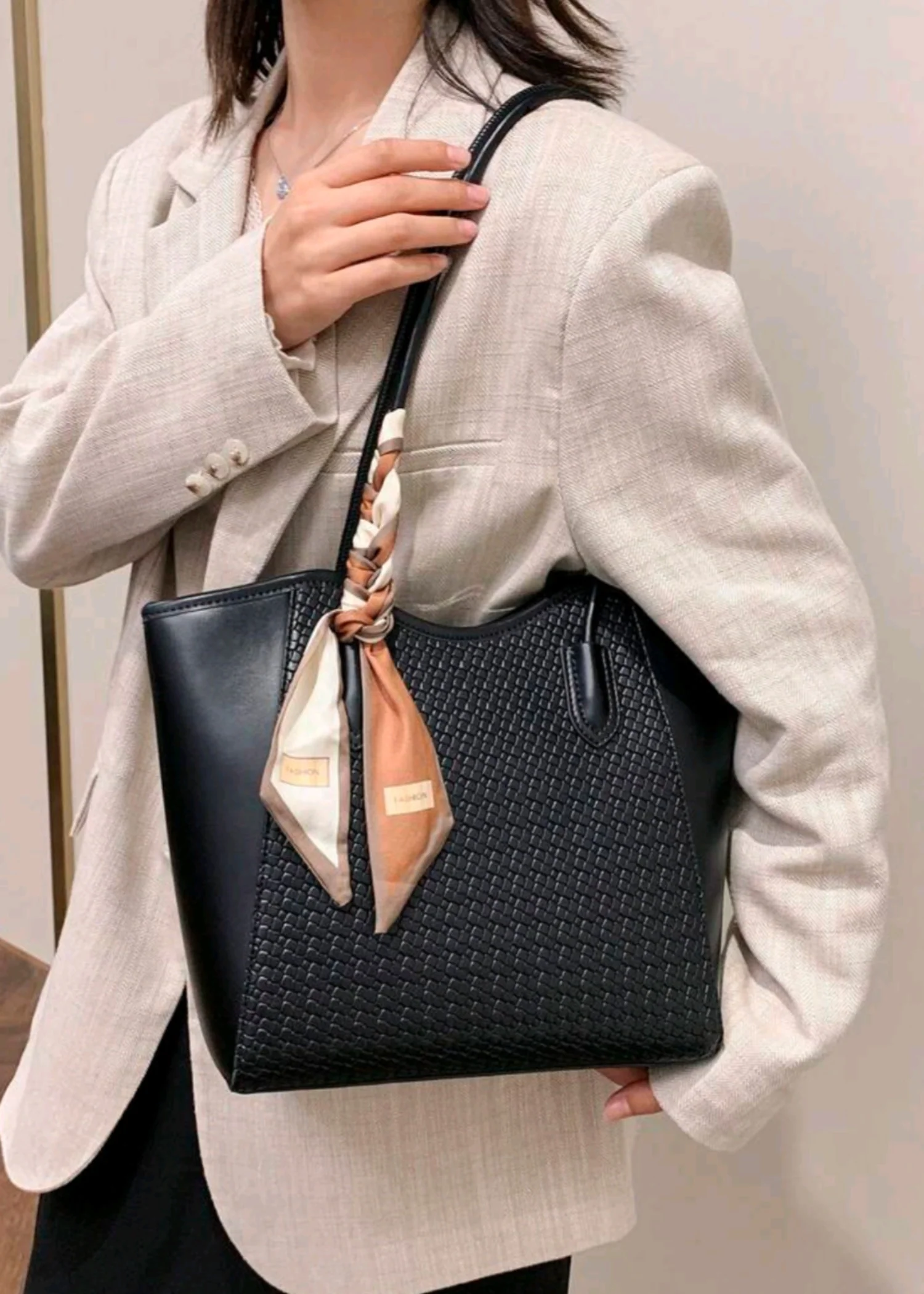 Tote Bag in Black Color by - Trendy Women Tote Bag EQX0692 - view 3